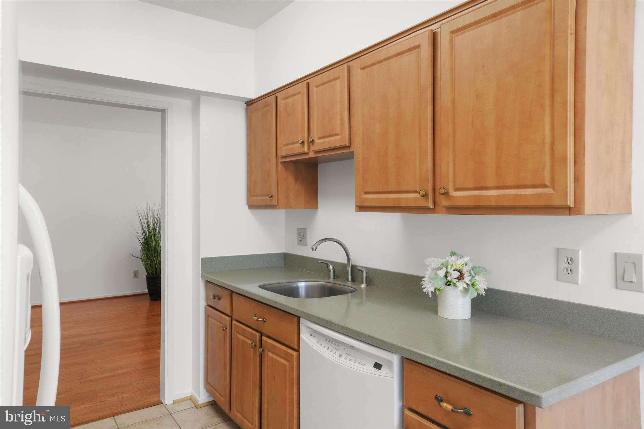 MIRAMONT VILLAS - Residential