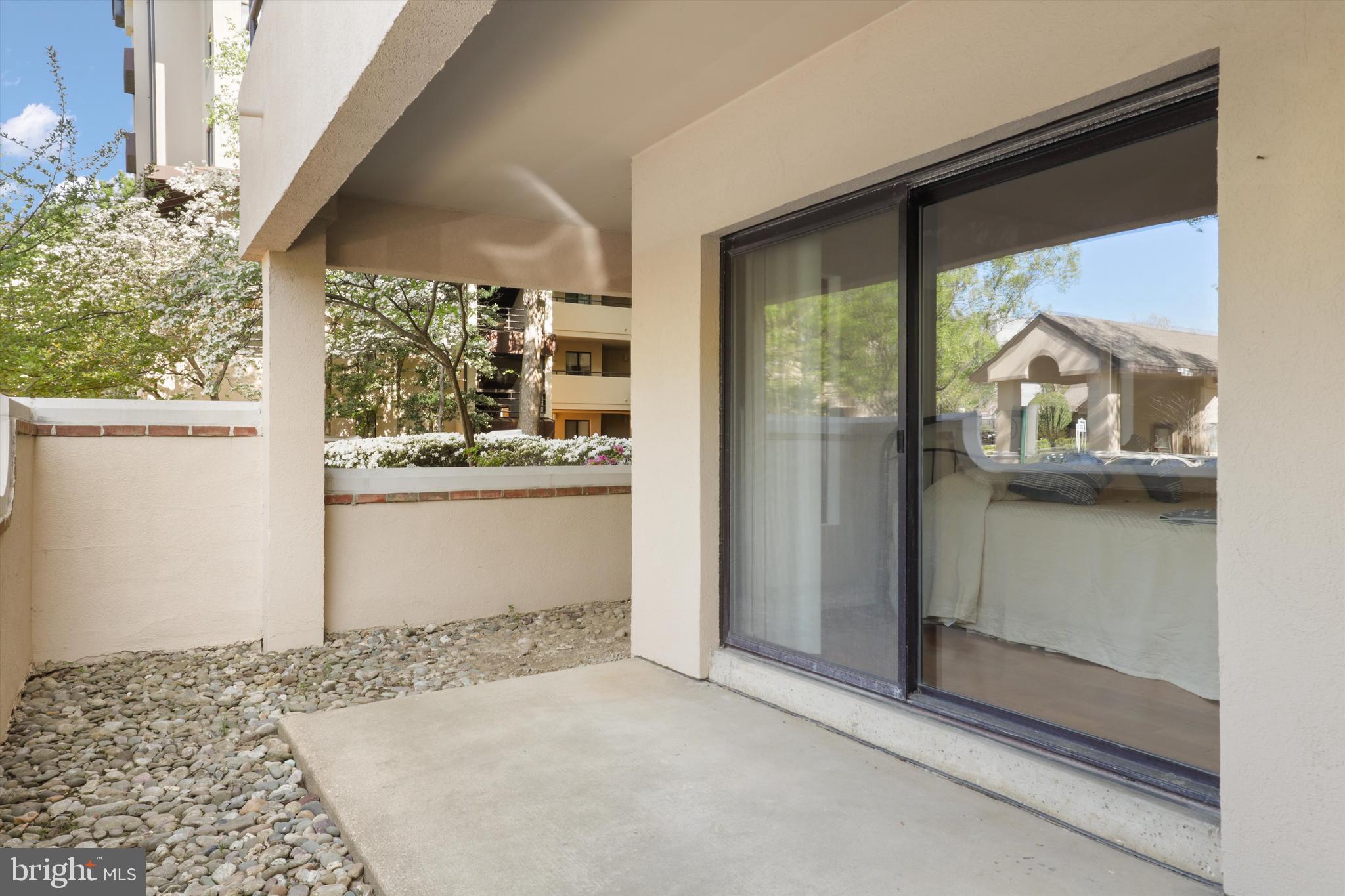 MIRAMONT VILLAS - Residential