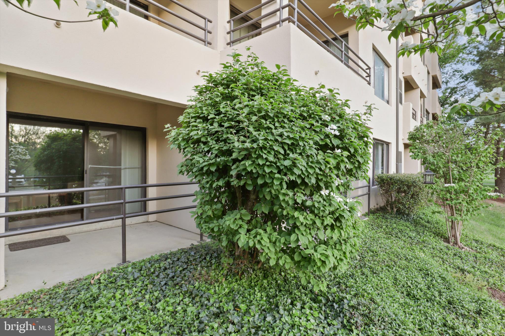 MIRAMONT VILLAS - Residential