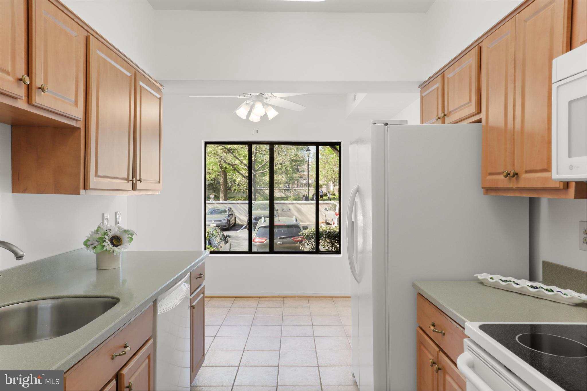 MIRAMONT VILLAS - Residential