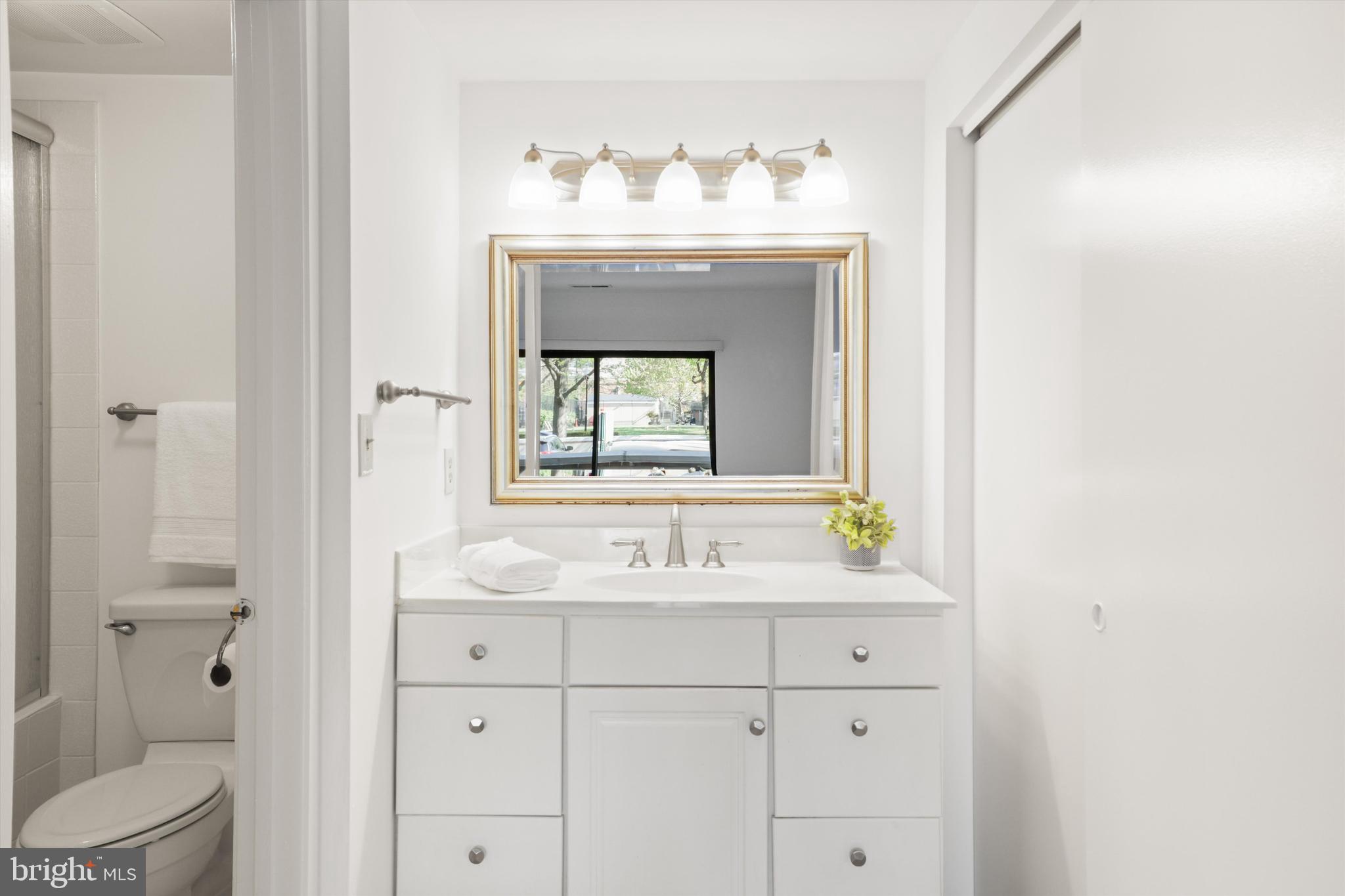 MIRAMONT VILLAS - Residential