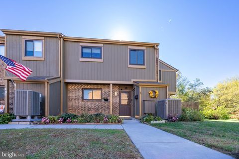 142 LARCHWOOD COURT COLLEGEVILLE PA 19426