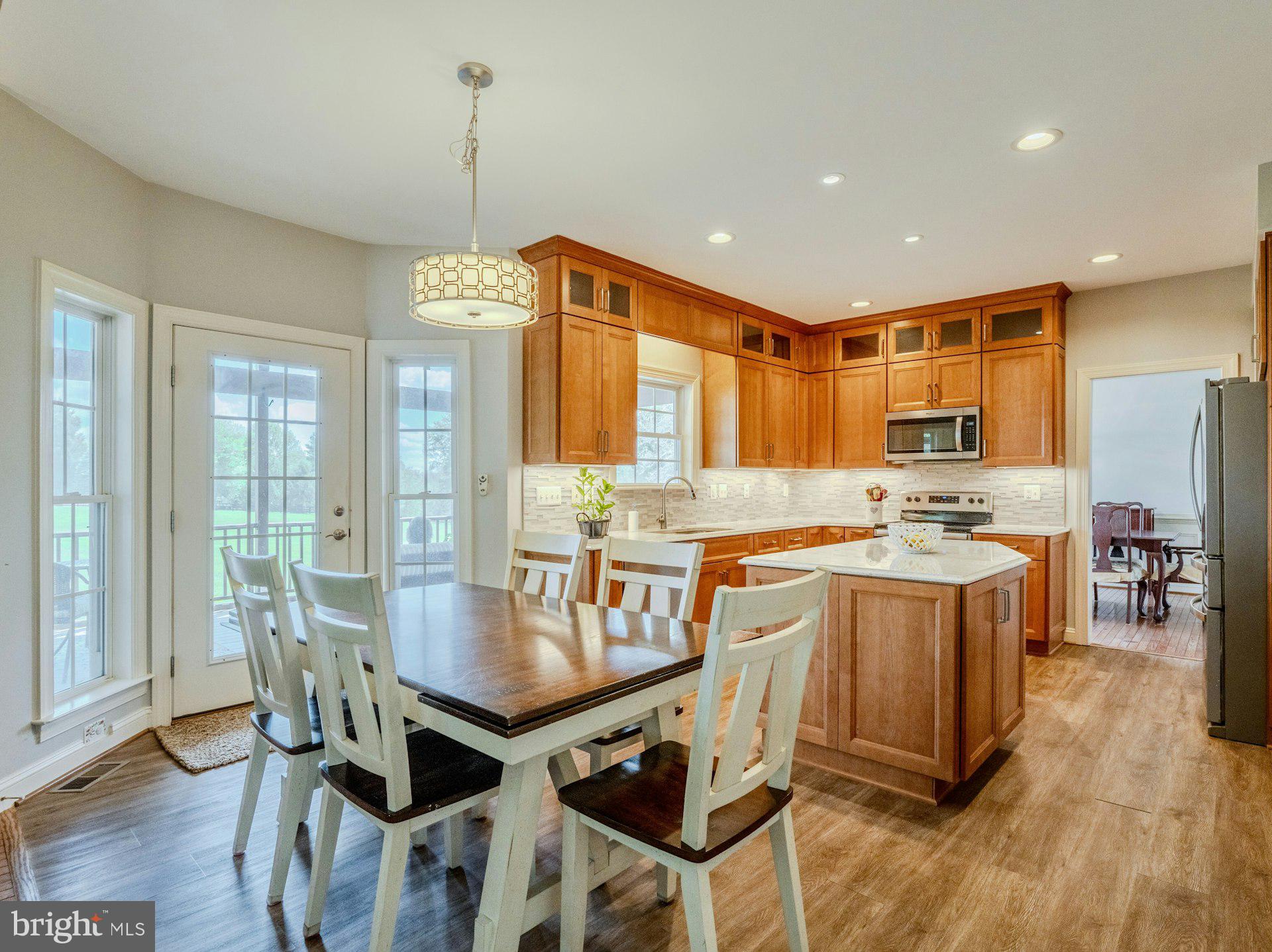 QUARTER BRANCH - Residential