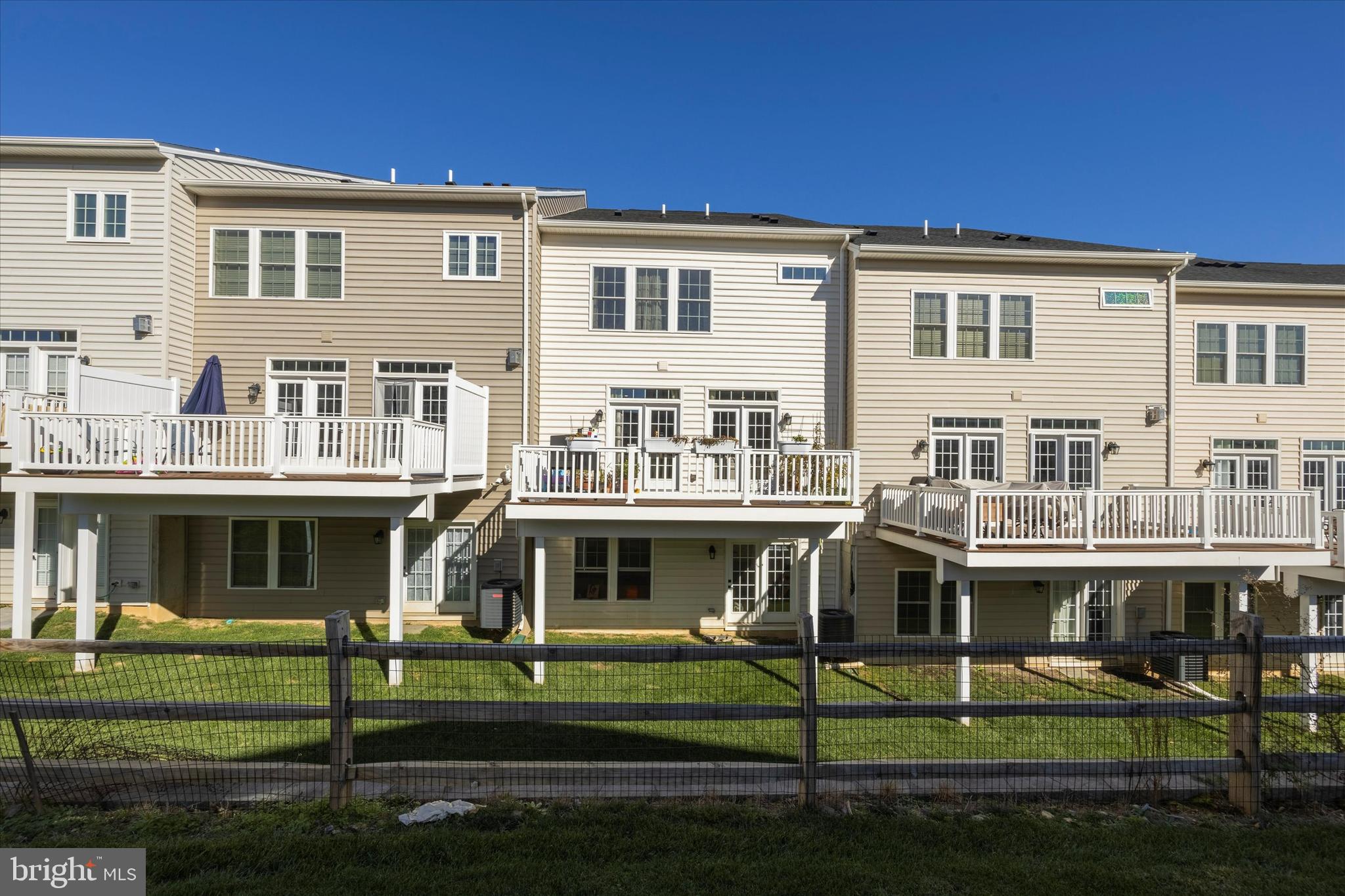 ATWATER - Residential Lease