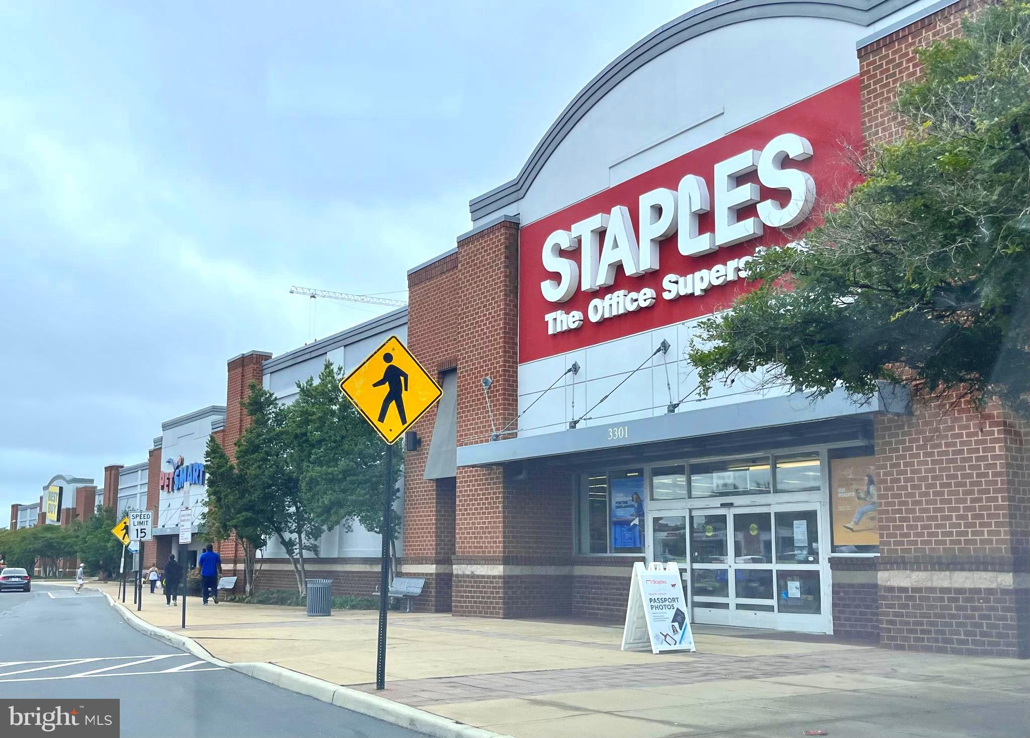 AUBURN VILLAGE - Residential