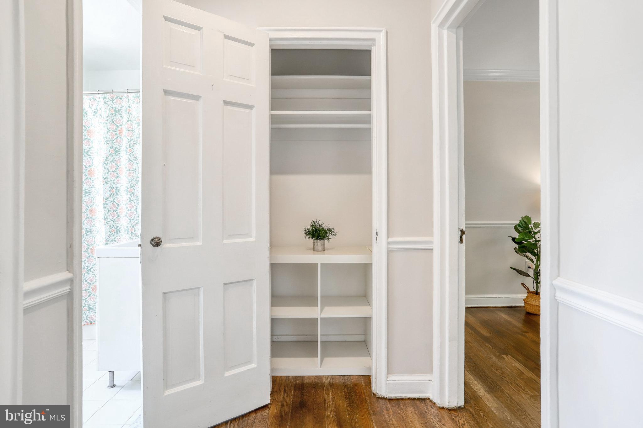 AUBURN VILLAGE - Residential