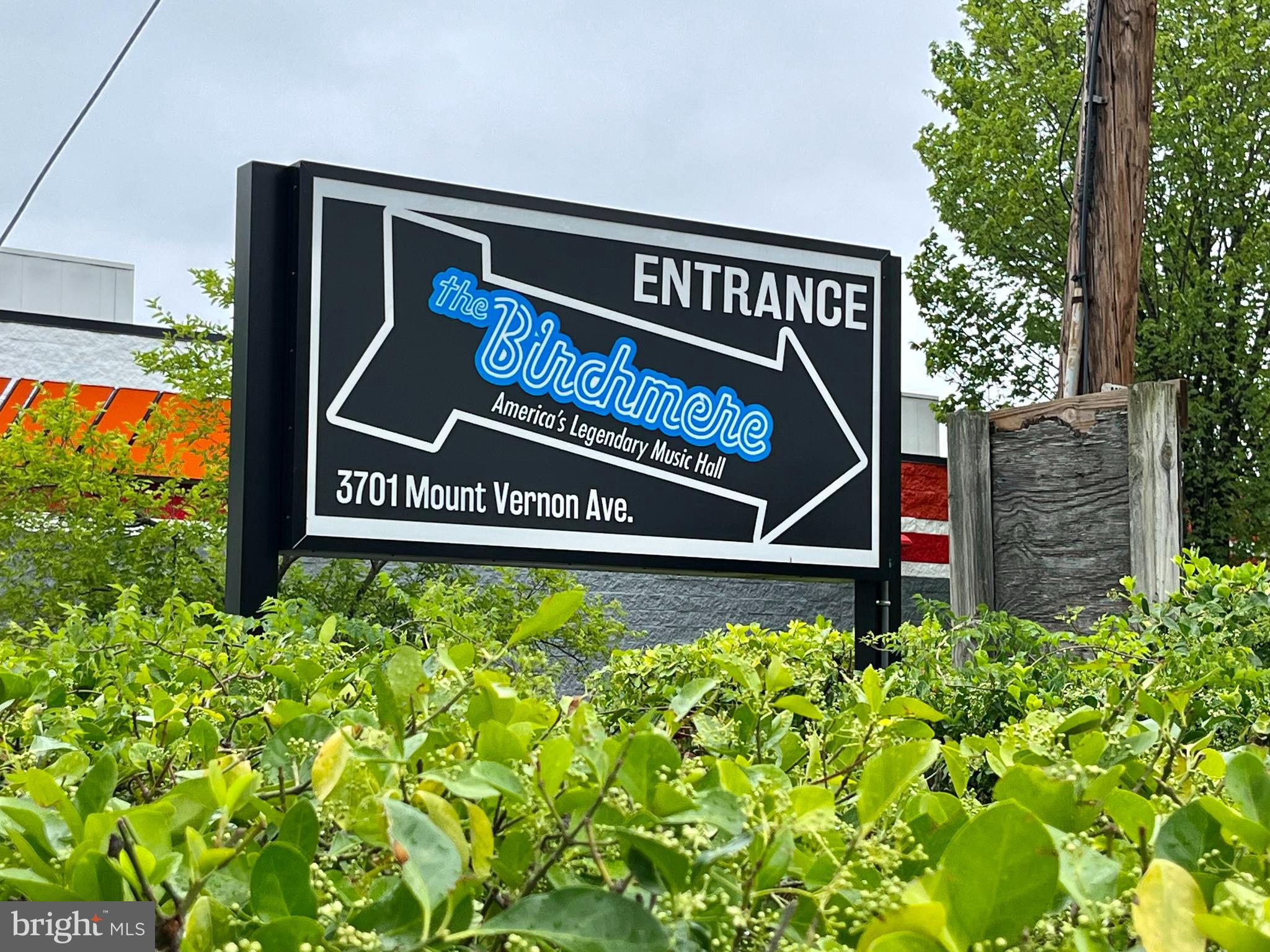 AUBURN VILLAGE - Residential