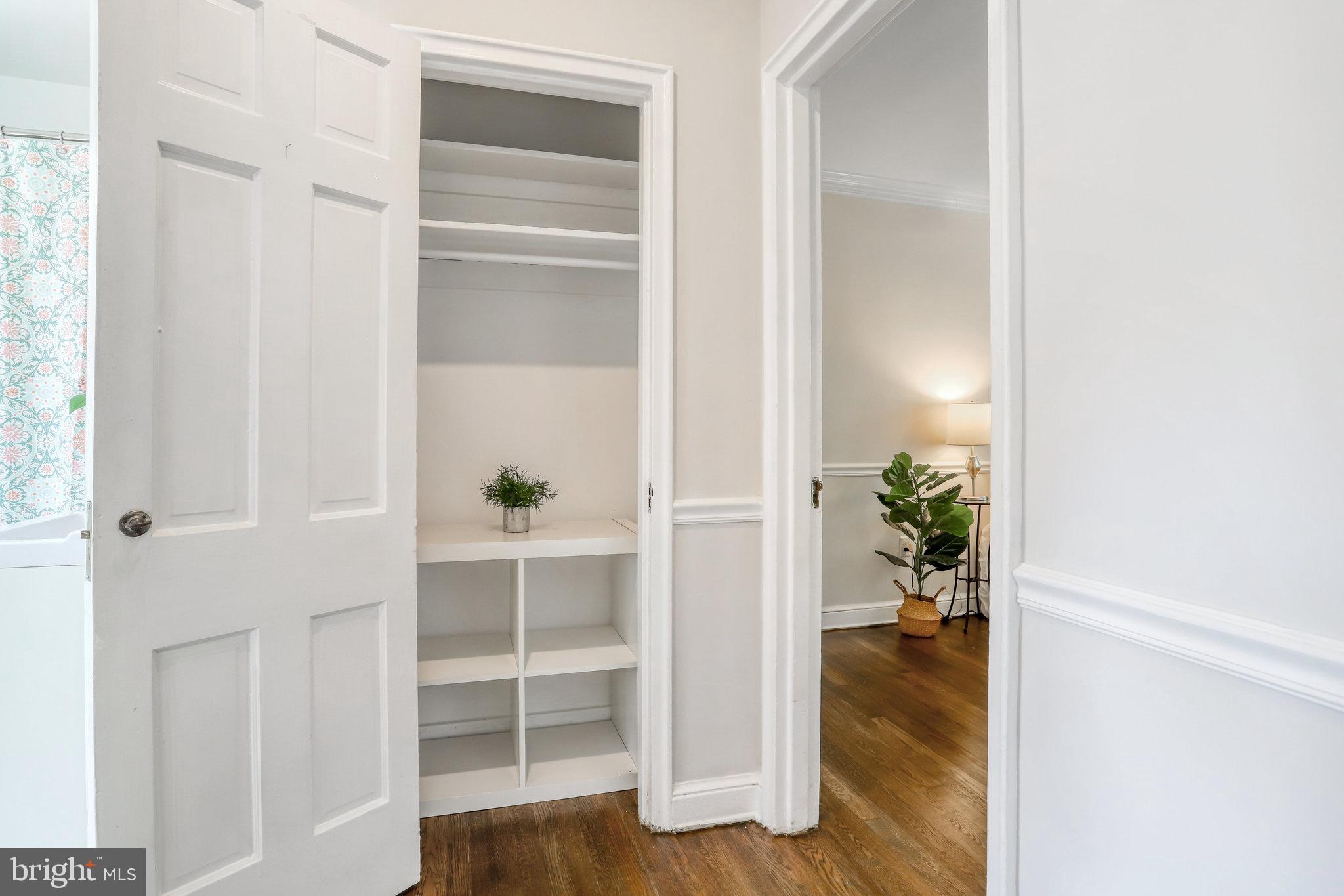 AUBURN VILLAGE - Residential