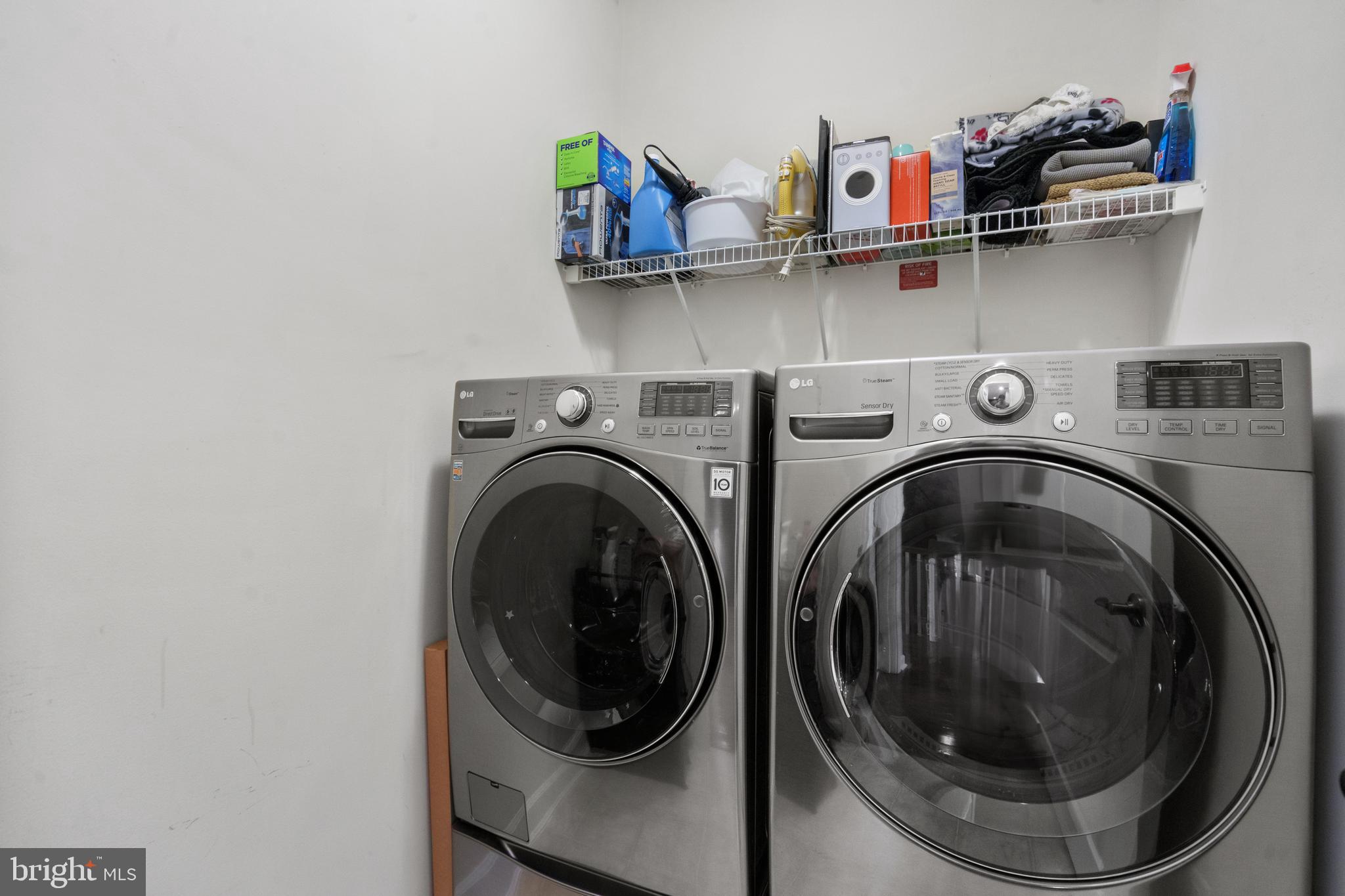 SEVEN HILLS - Residential