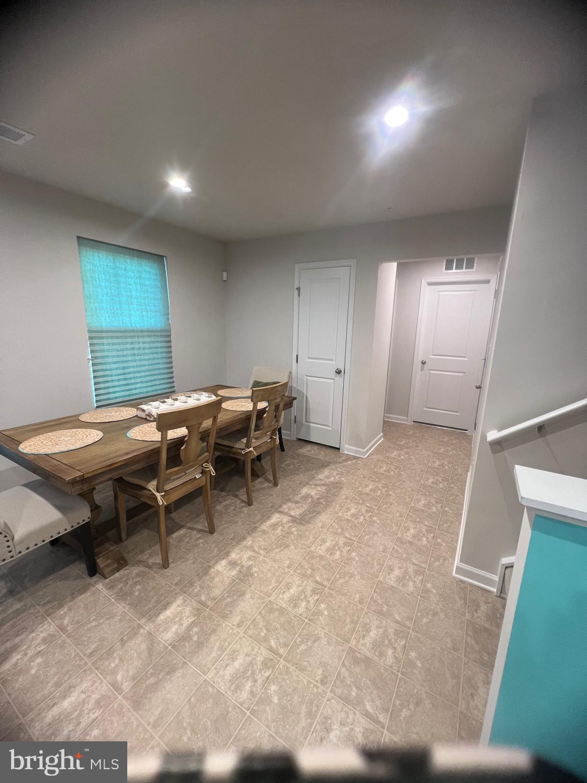 CAMBRIDGE - Residential Lease