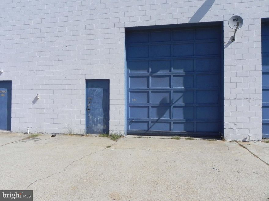 Waldorf warehouse with 16 ft roll up door. Space measures 24 X48 ft. Small bathroom with Hot water. 22 ft ceiling. Space can be adapted to customer needs. Parking available. 200 amp Electric service metered separately. Oil fired forced air heat. Water and sewer fees included in lease. Minimum 12 month lease. No Automotive