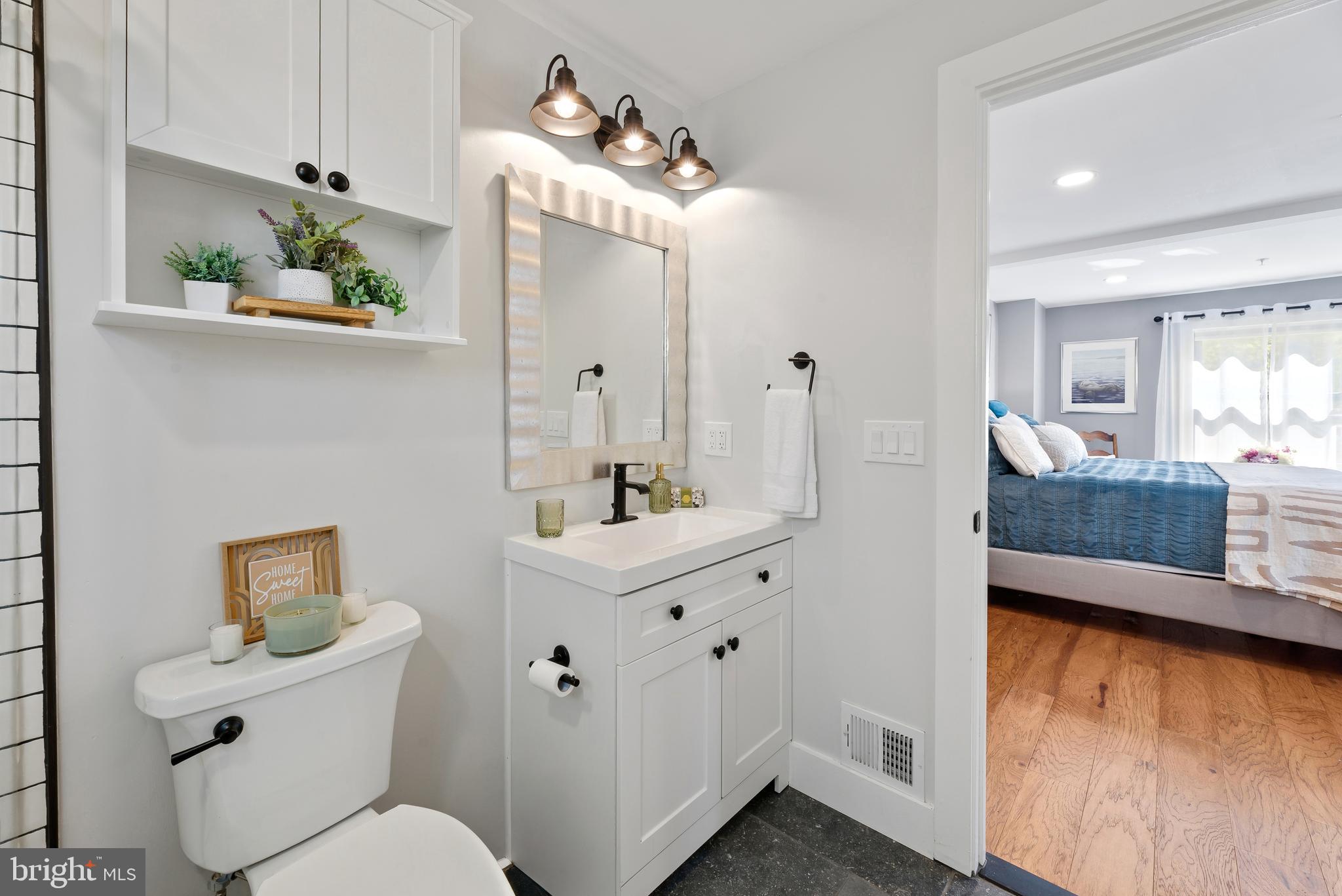 EASTPORT - Residential