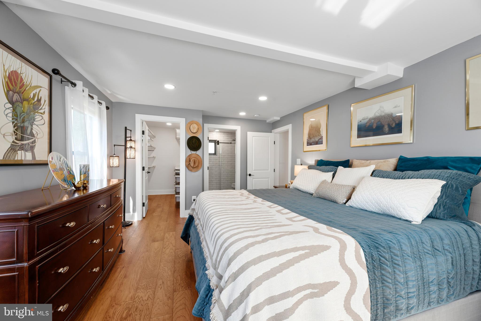 EASTPORT - Residential