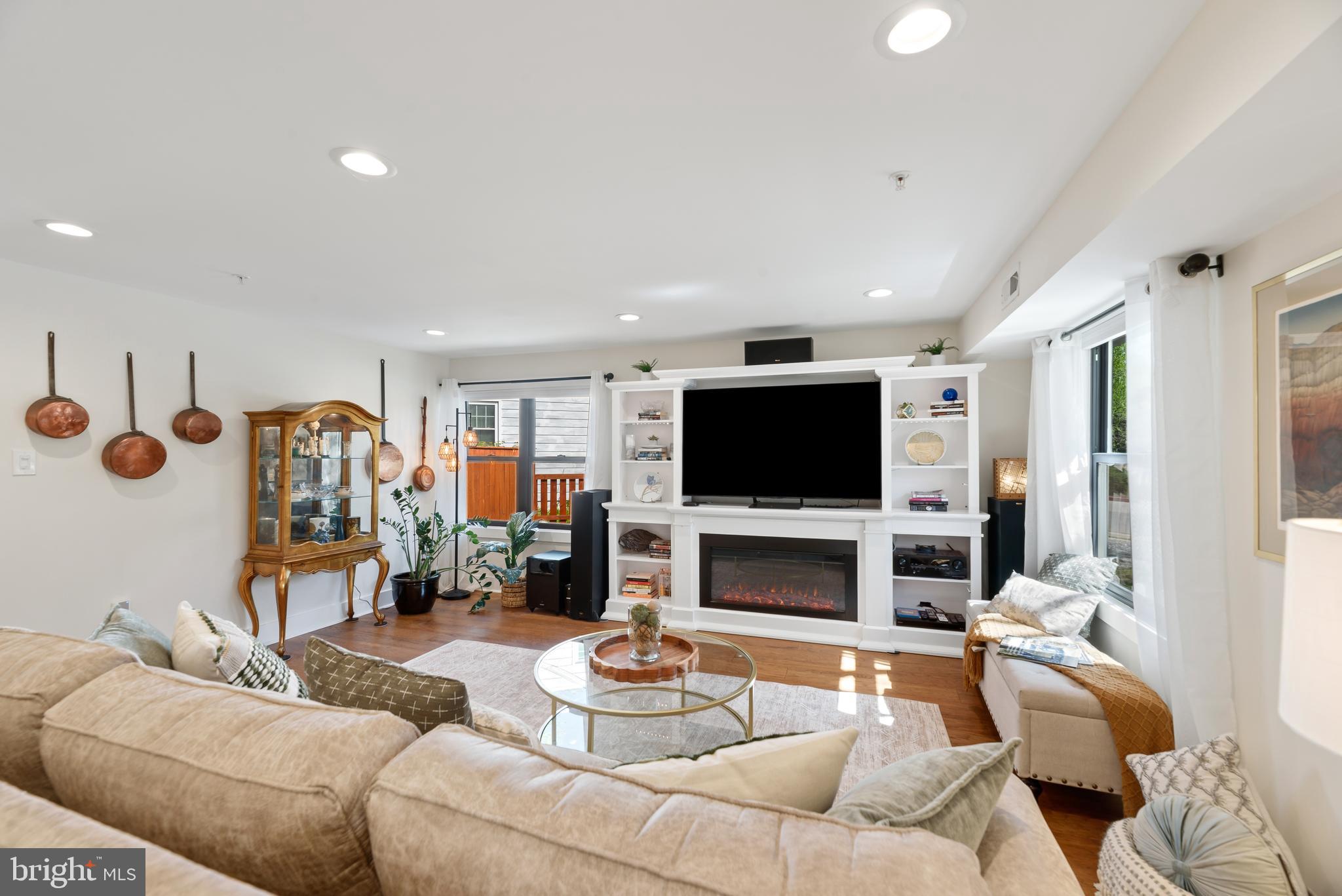 EASTPORT - Residential