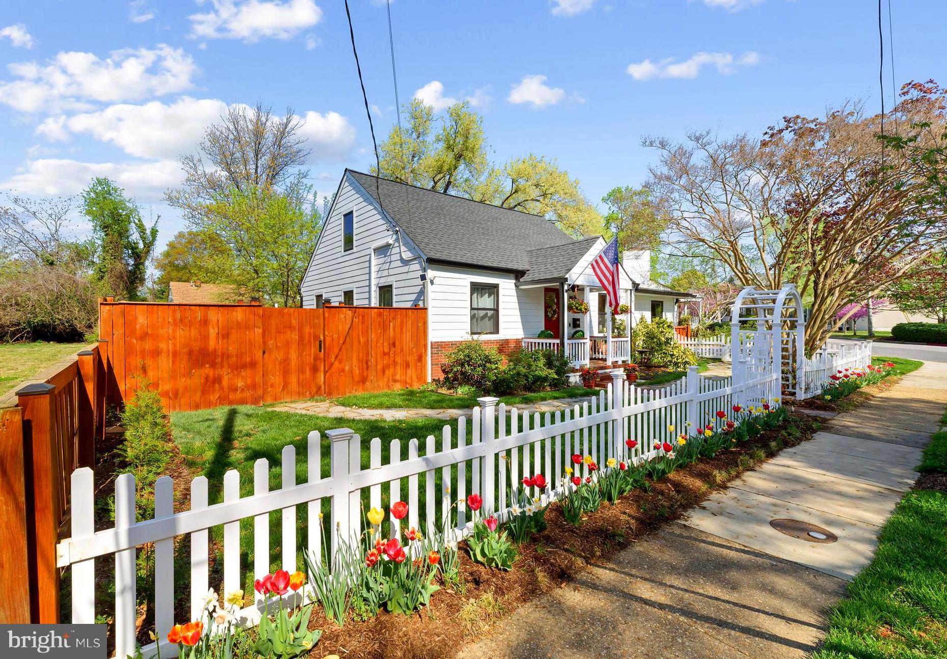 EASTPORT - Residential