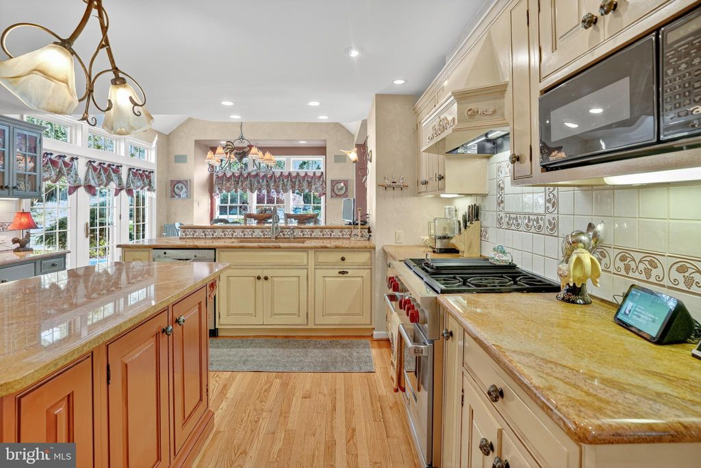 Photo of 1513 Sumneytown Pike, GWYNEDD, PA 19436 (MLS # PAMC2157692)