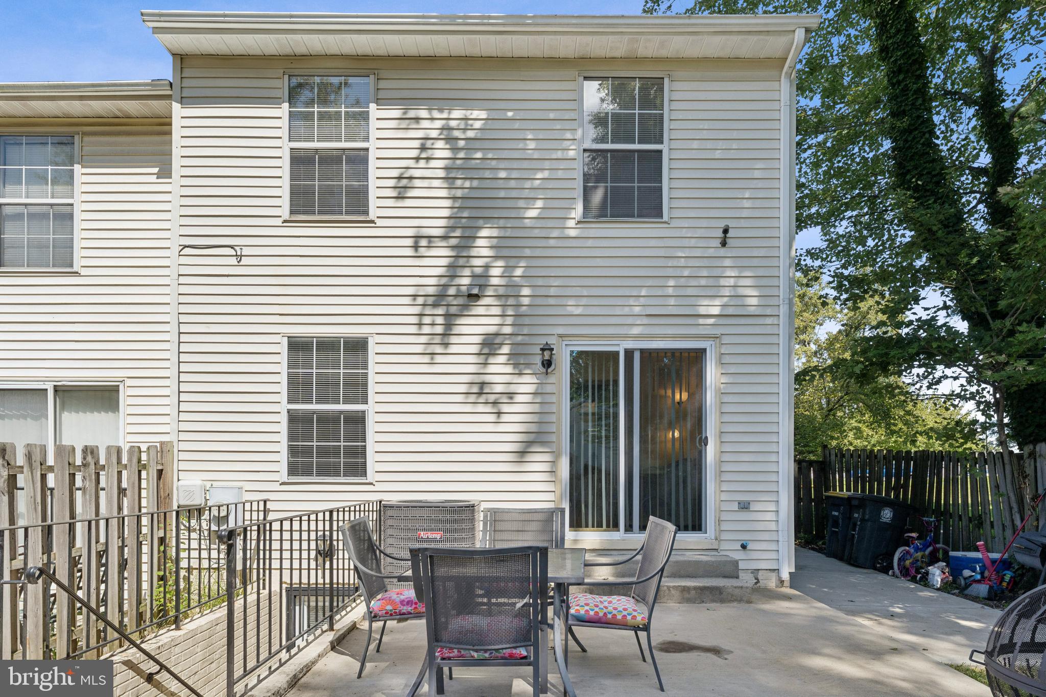 FORESTVILLE PARK - Residential