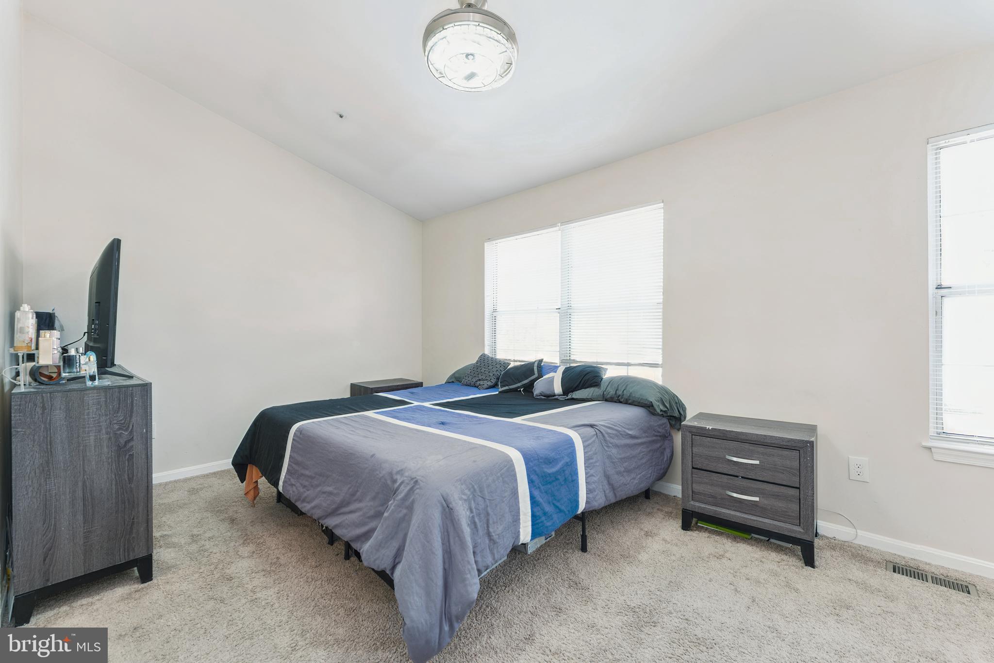 FORESTVILLE PARK - Residential