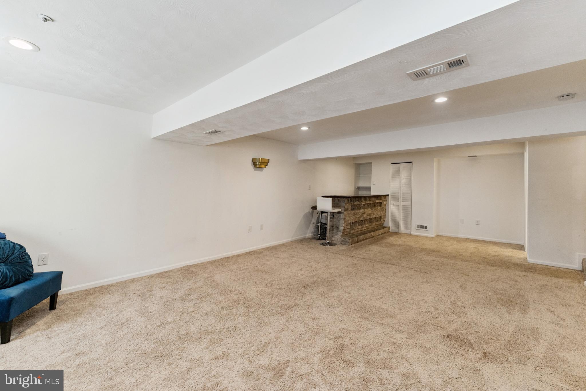 FORESTVILLE PARK - Residential