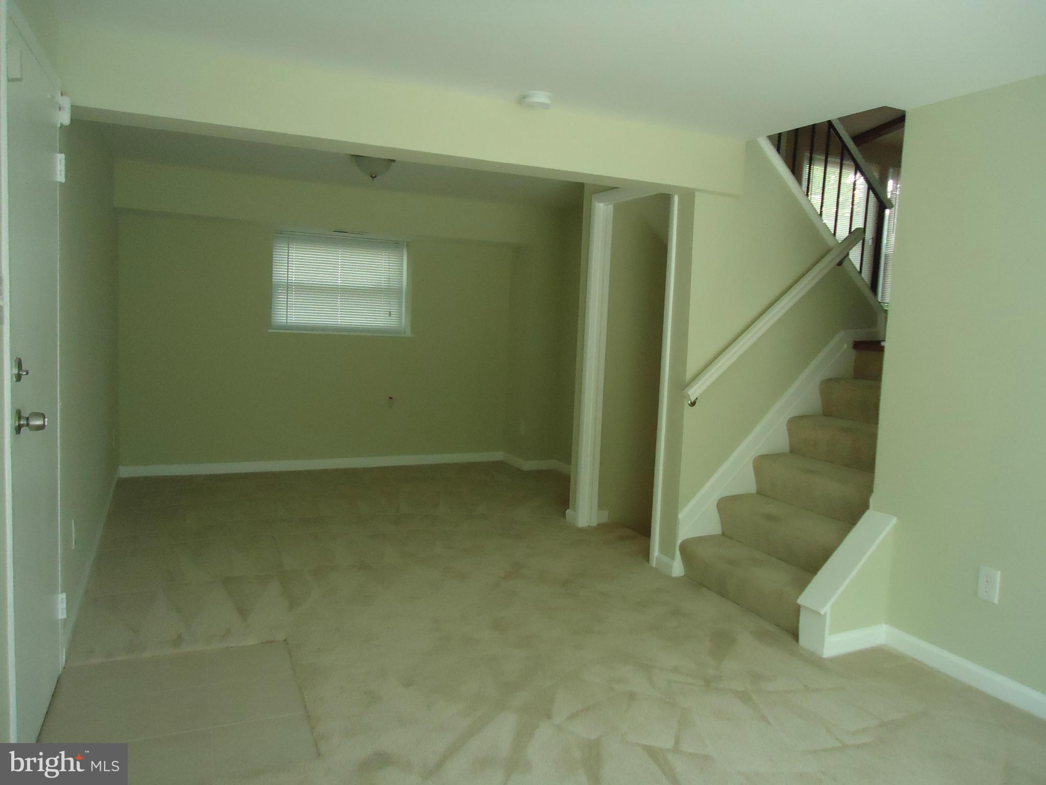 TANTALLON ON THE POTOMAC - Residential