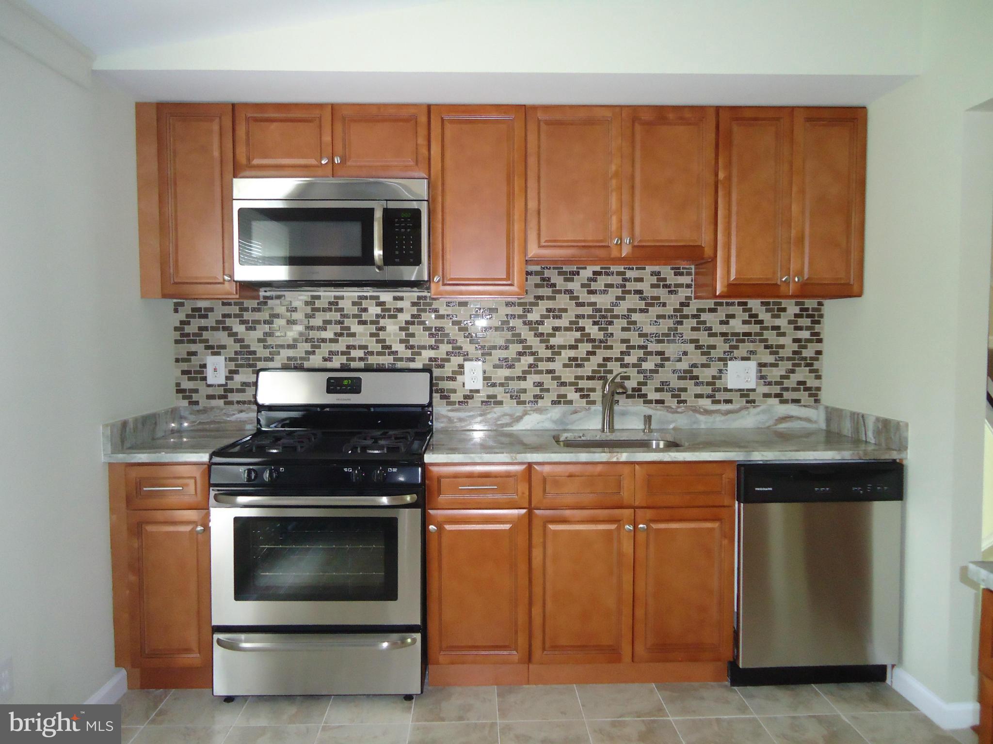 TANTALLON ON THE POTOMAC - Residential