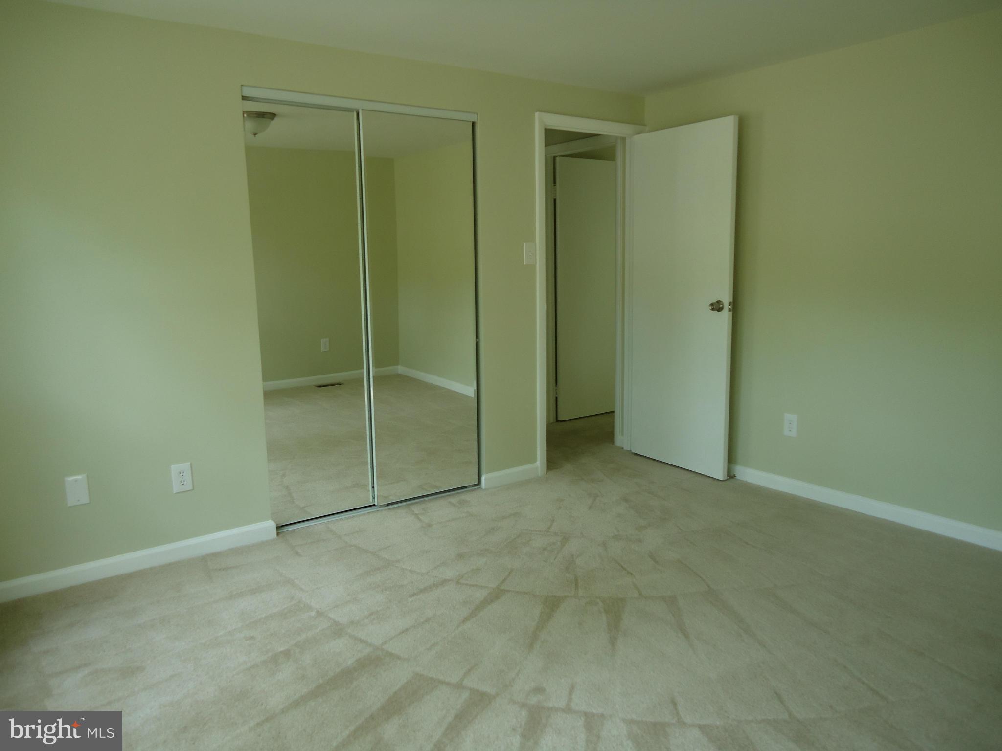 TANTALLON ON THE POTOMAC - Residential