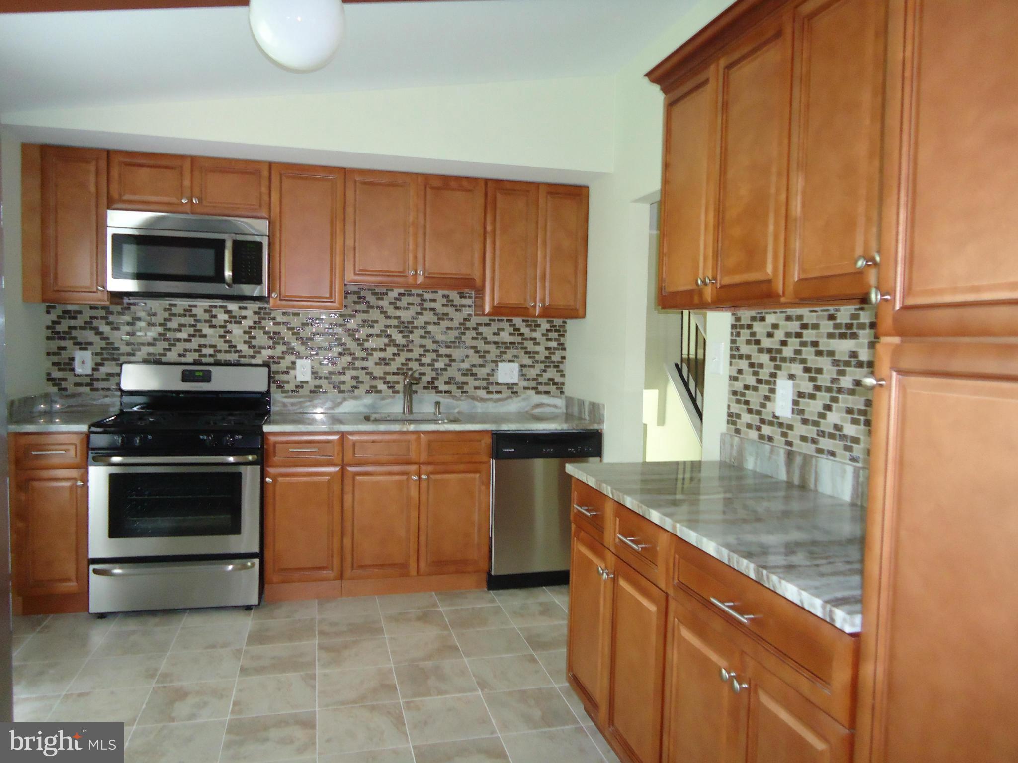 TANTALLON ON THE POTOMAC - Residential