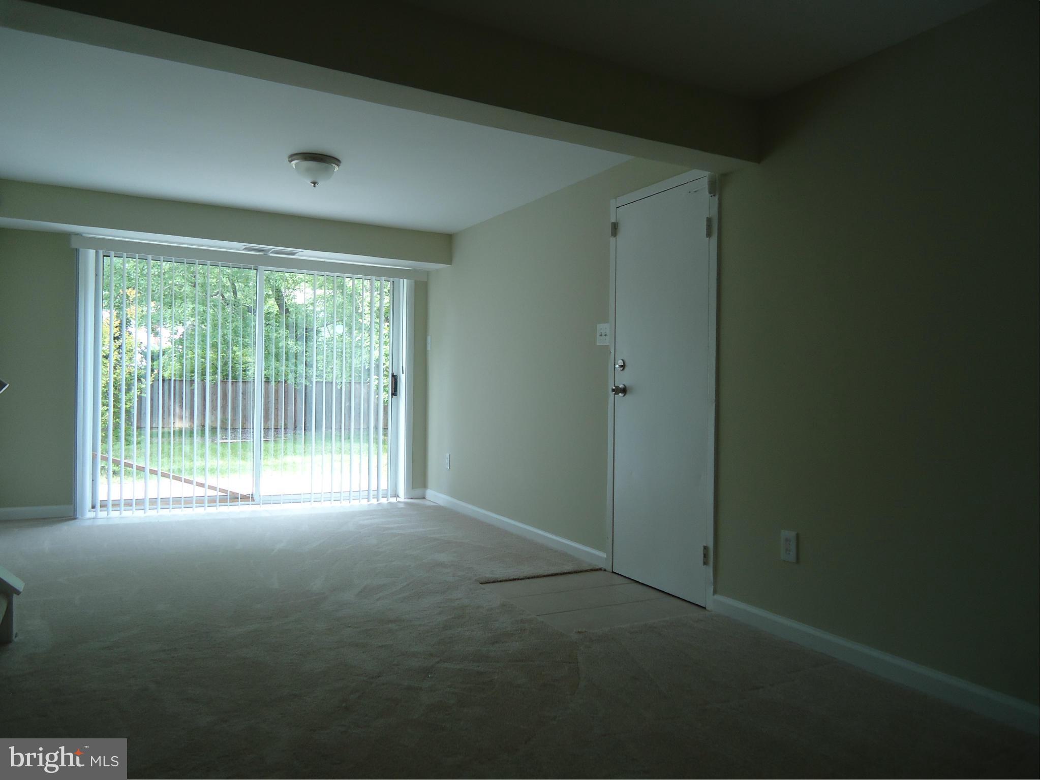 TANTALLON ON THE POTOMAC - Residential