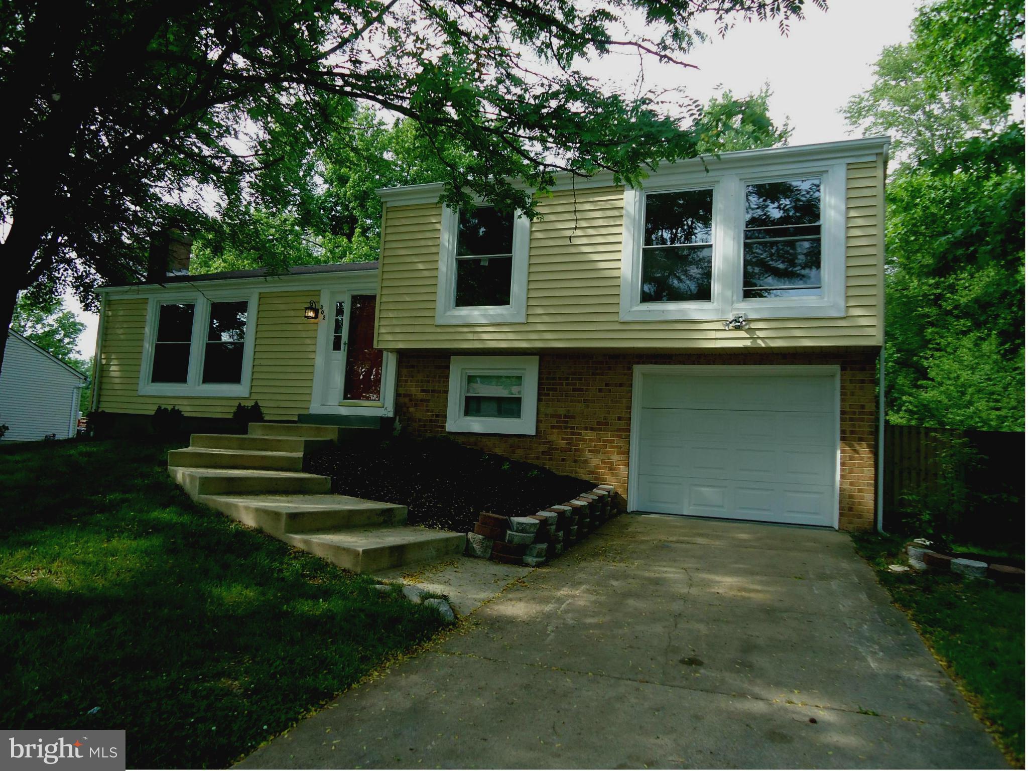 TANTALLON ON THE POTOMAC - Residential