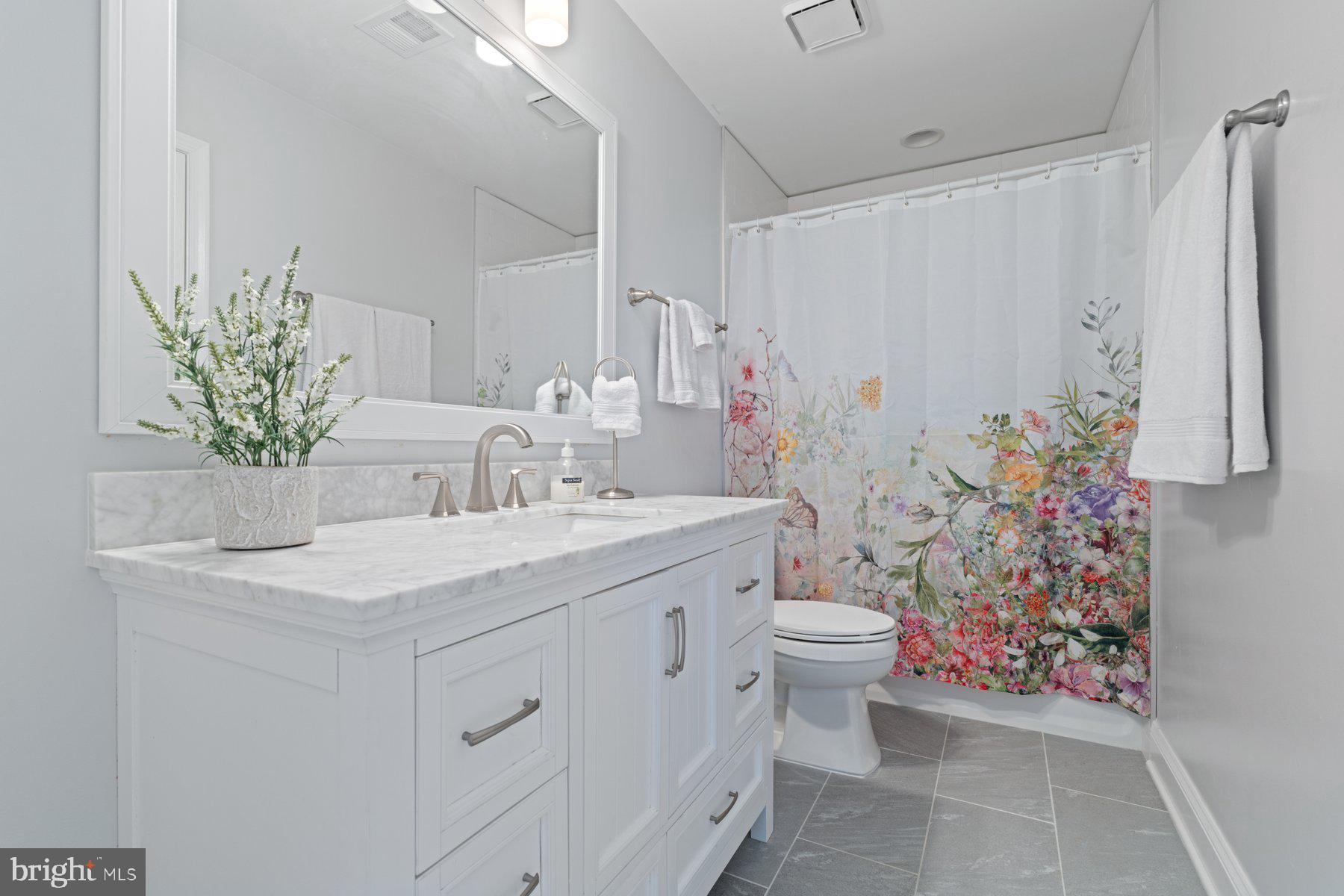 CAMDEN DOWNS - Residential