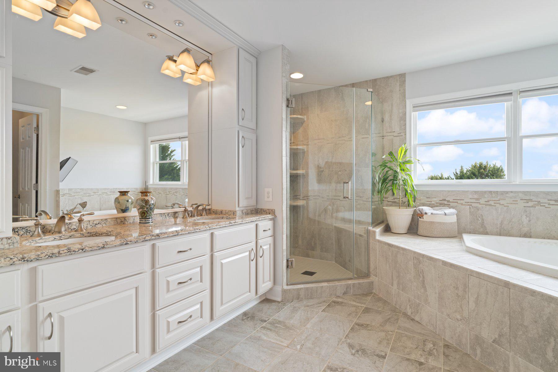 CAMDEN DOWNS - Residential