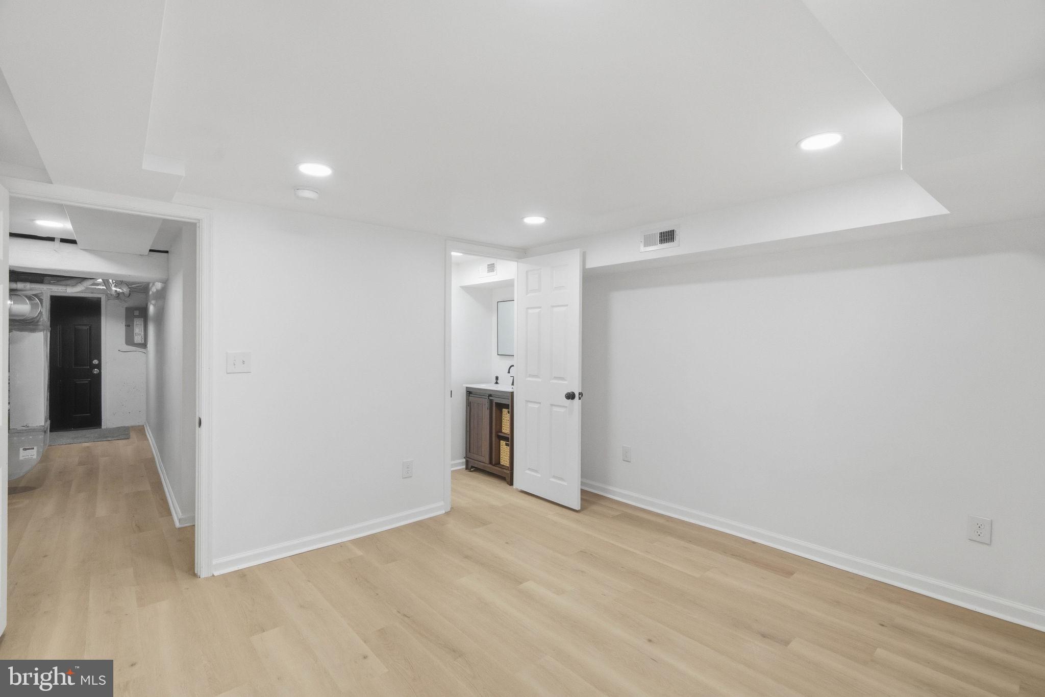 OVERBROOK PARK - Residential