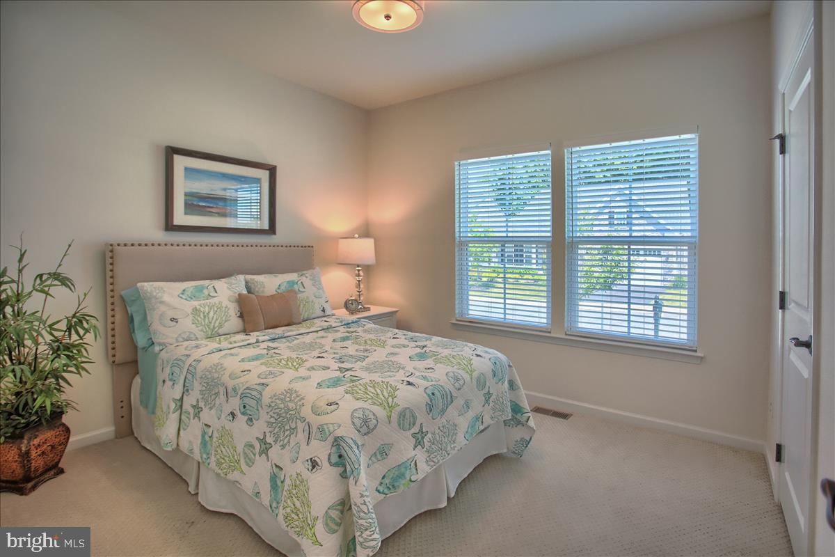 STRAY WINDS FARM - Residential