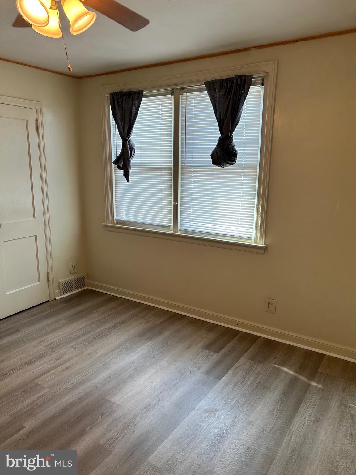 FRANKFORD - Residential