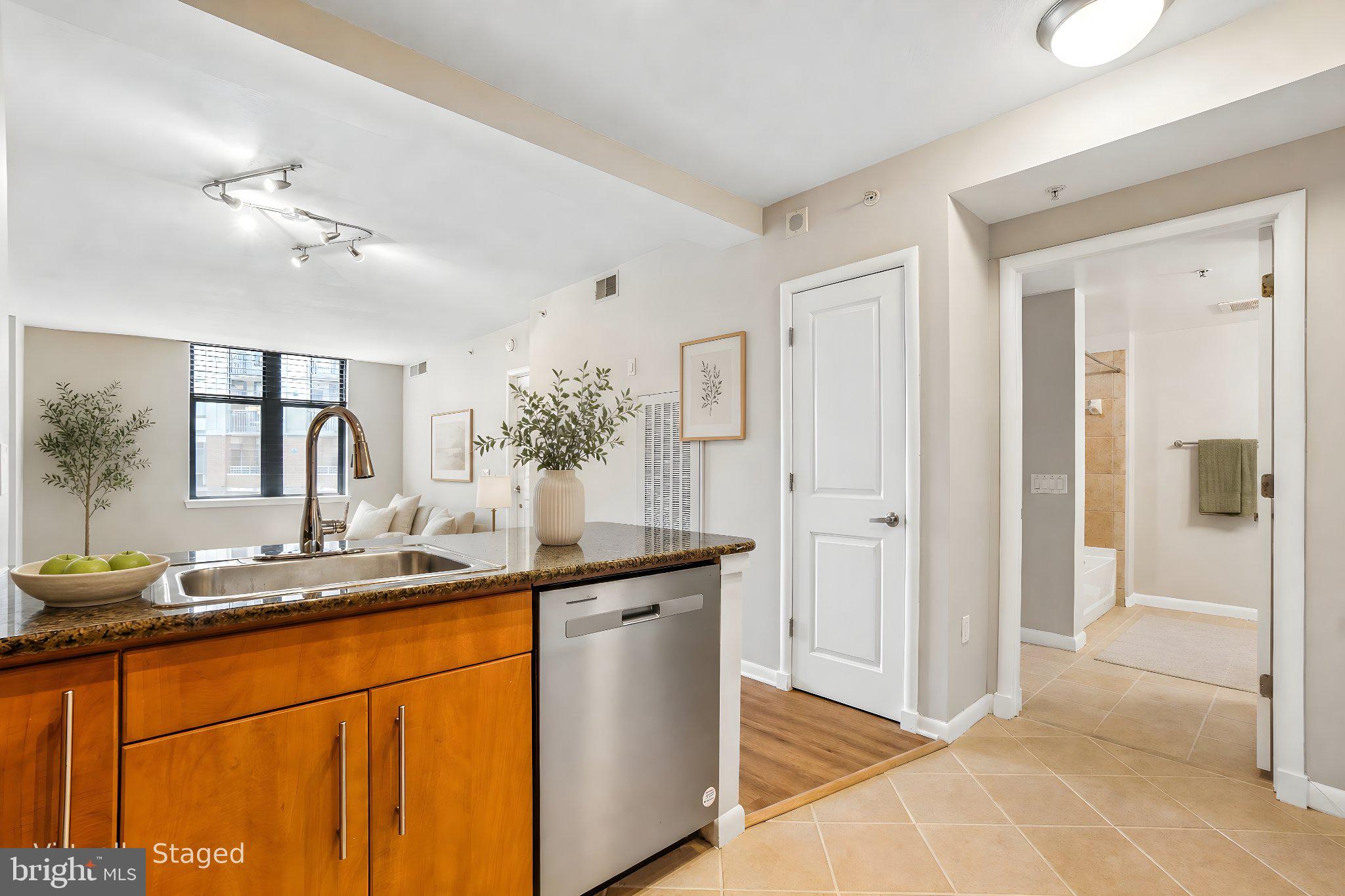 1021 GARFIELD STREET 627