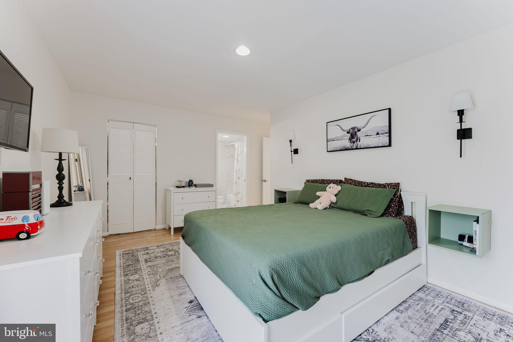 11232 CHESTNUT GROVE SQUARE 233