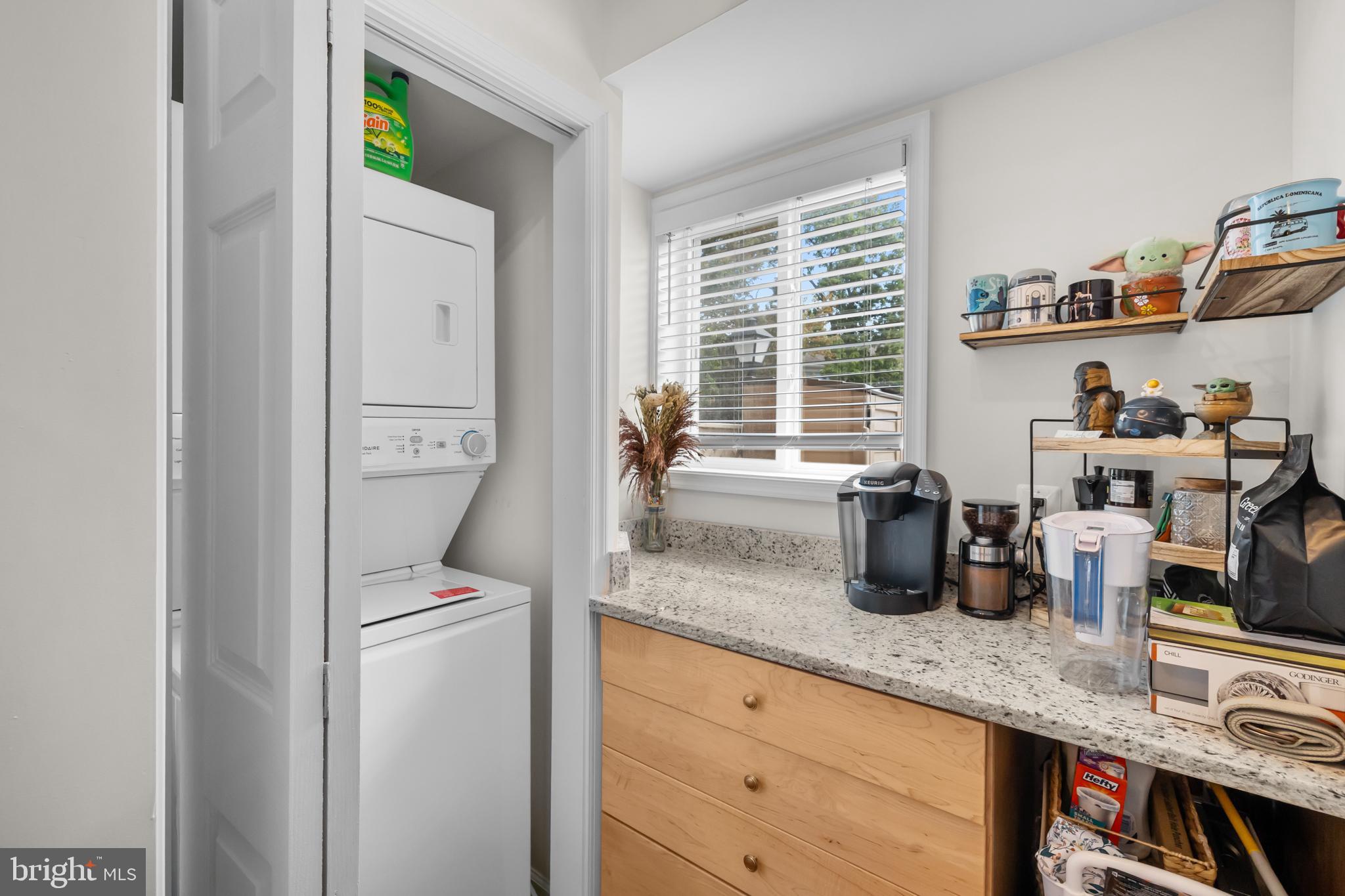 PARKSIDE AT ALEXANDRIA - Residential