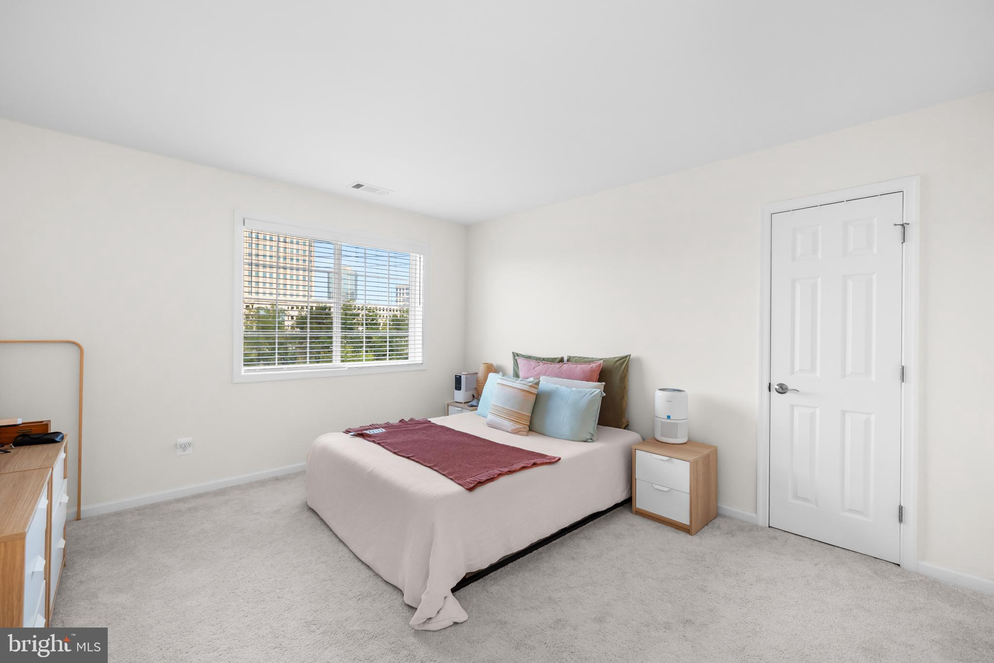 PARKSIDE AT ALEXANDRIA - Residential