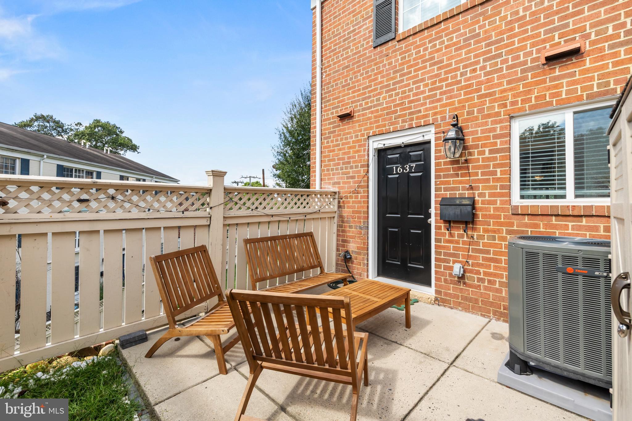 PARKSIDE AT ALEXANDRIA - Residential