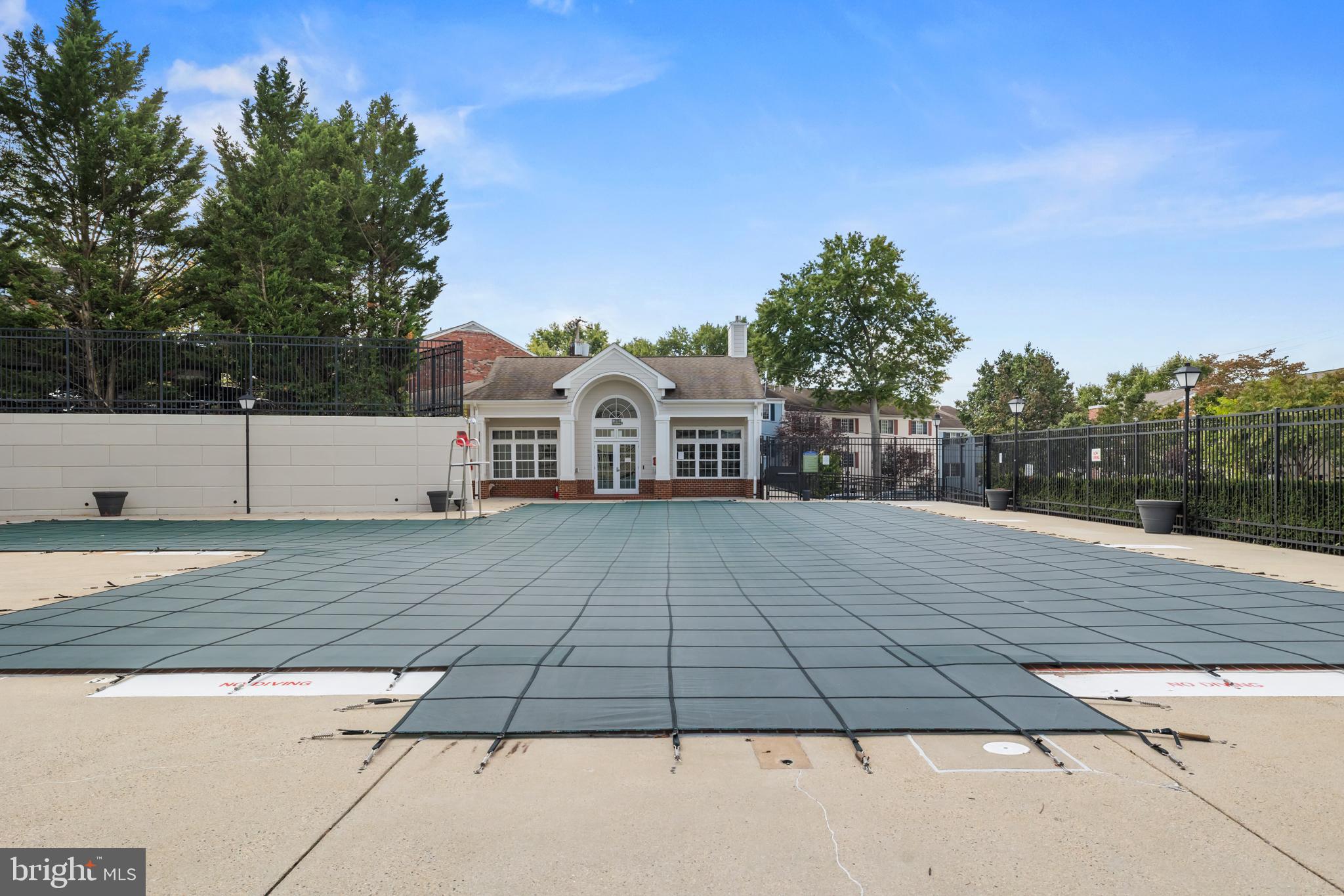 PARKSIDE AT ALEXANDRIA - Residential