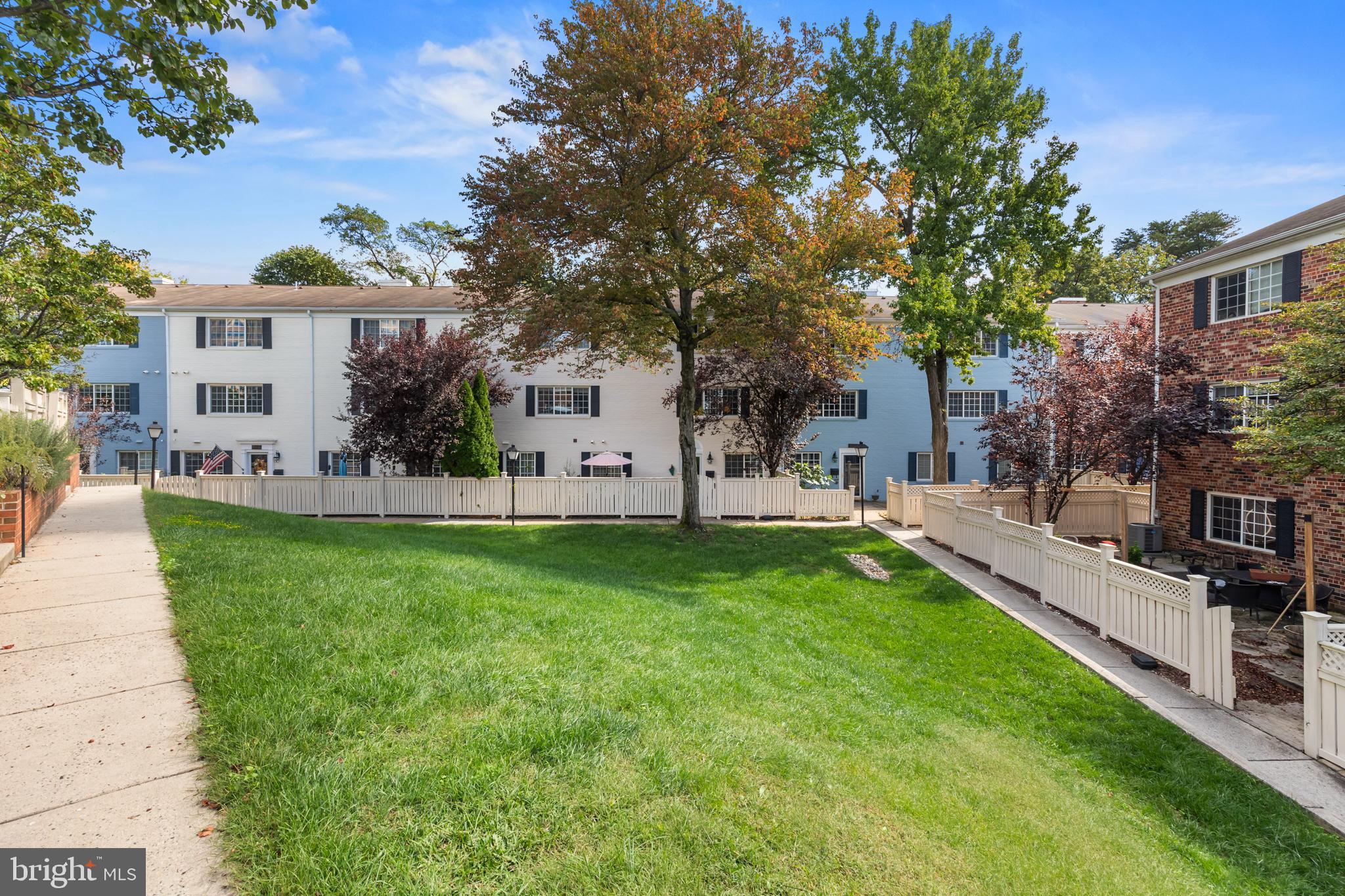 PARKSIDE AT ALEXANDRIA - Residential