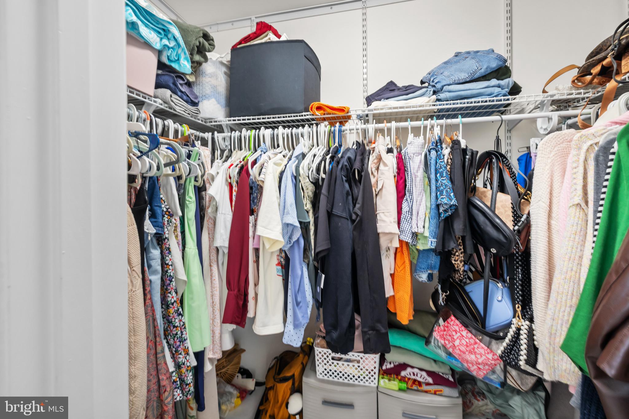 PARKSIDE AT ALEXANDRIA - Residential