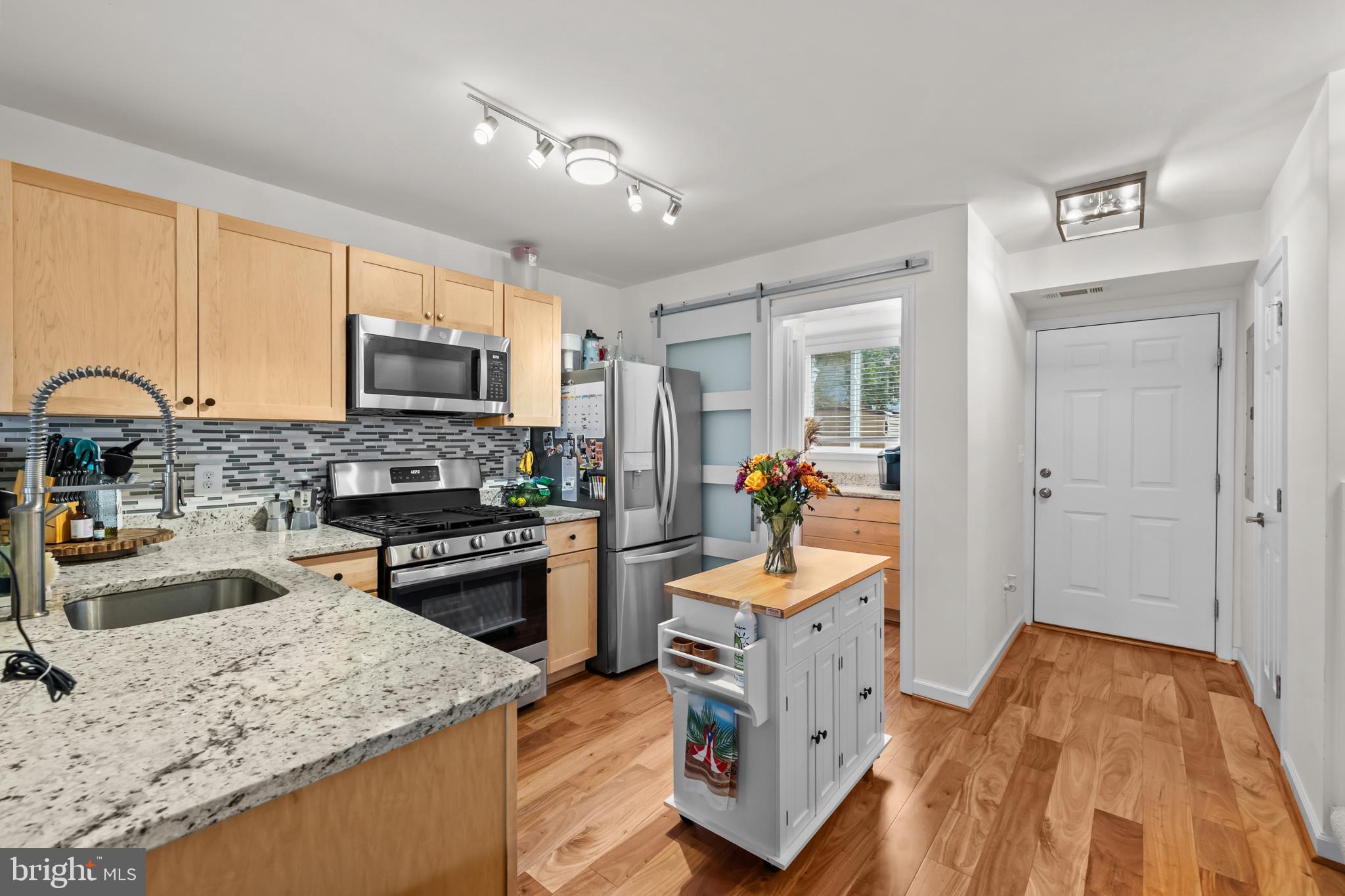 PARKSIDE AT ALEXANDRIA - Residential