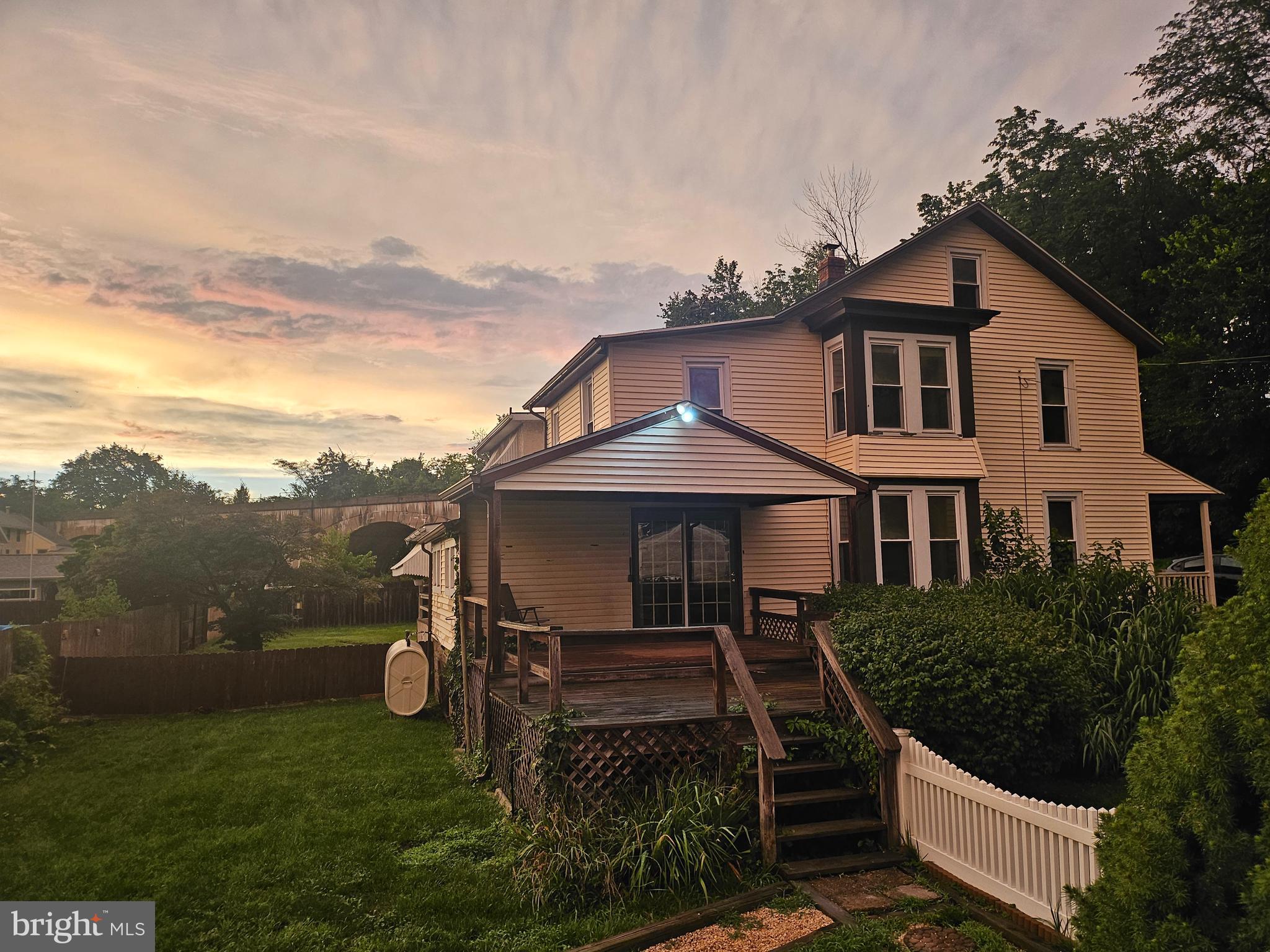 120 AMELIA STREET