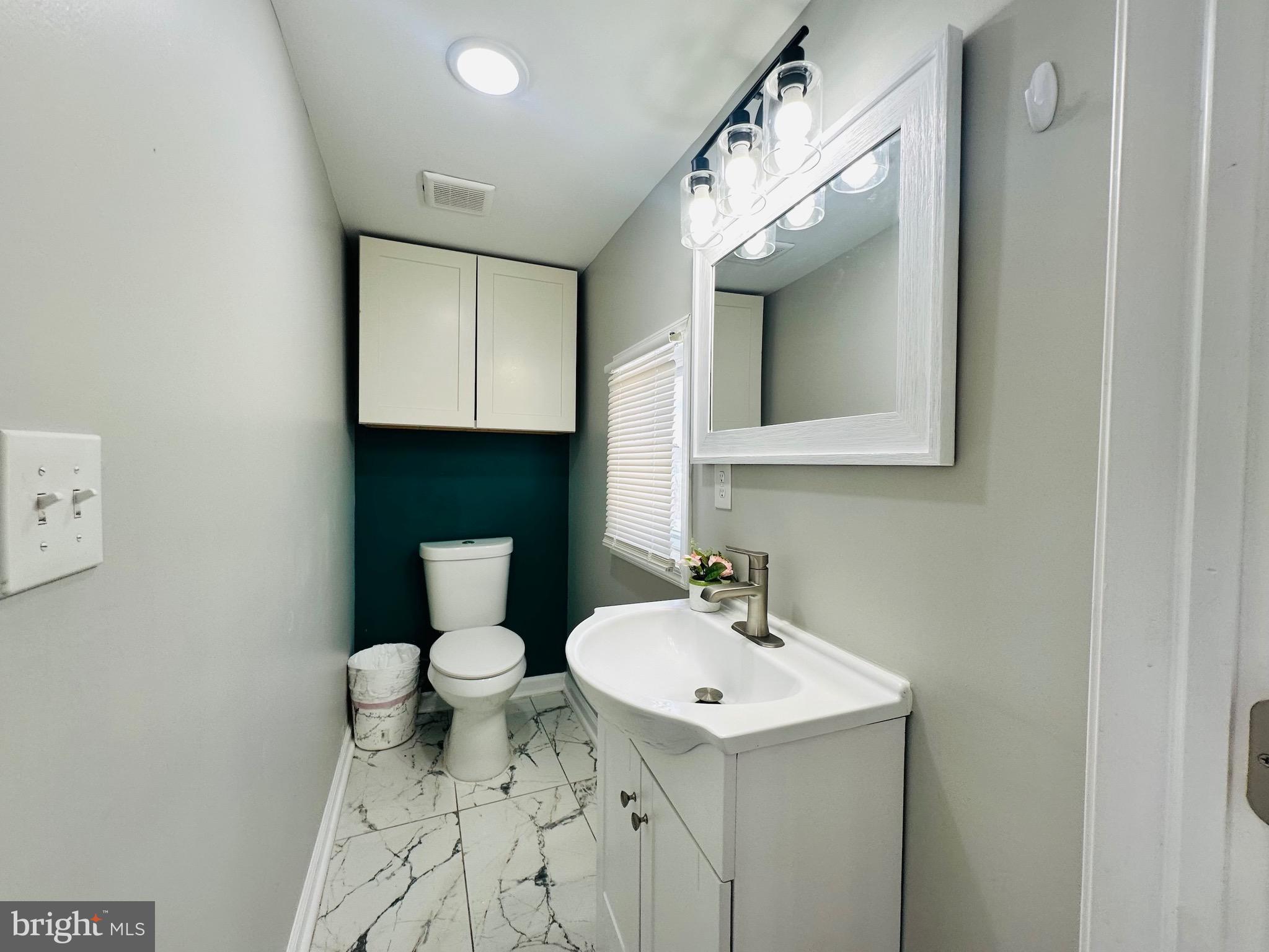 FAIRLAWN - Residential