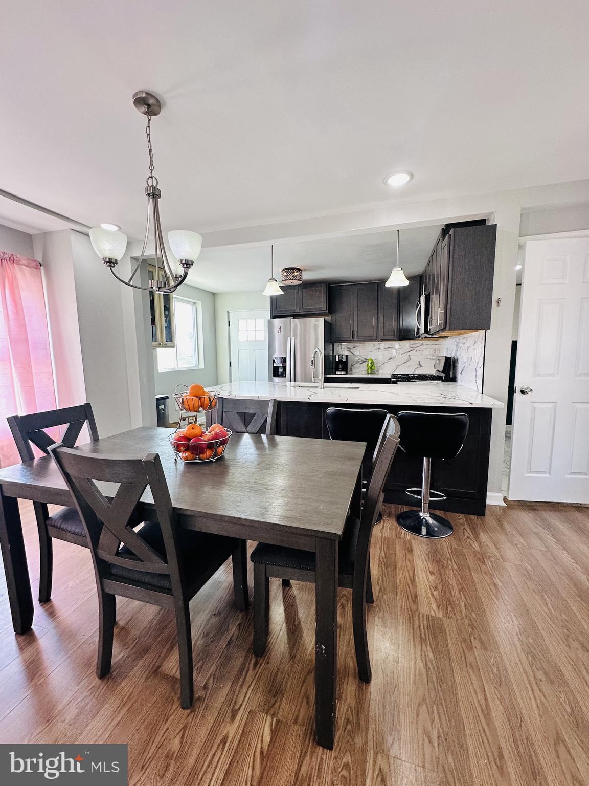 FAIRLAWN - Residential