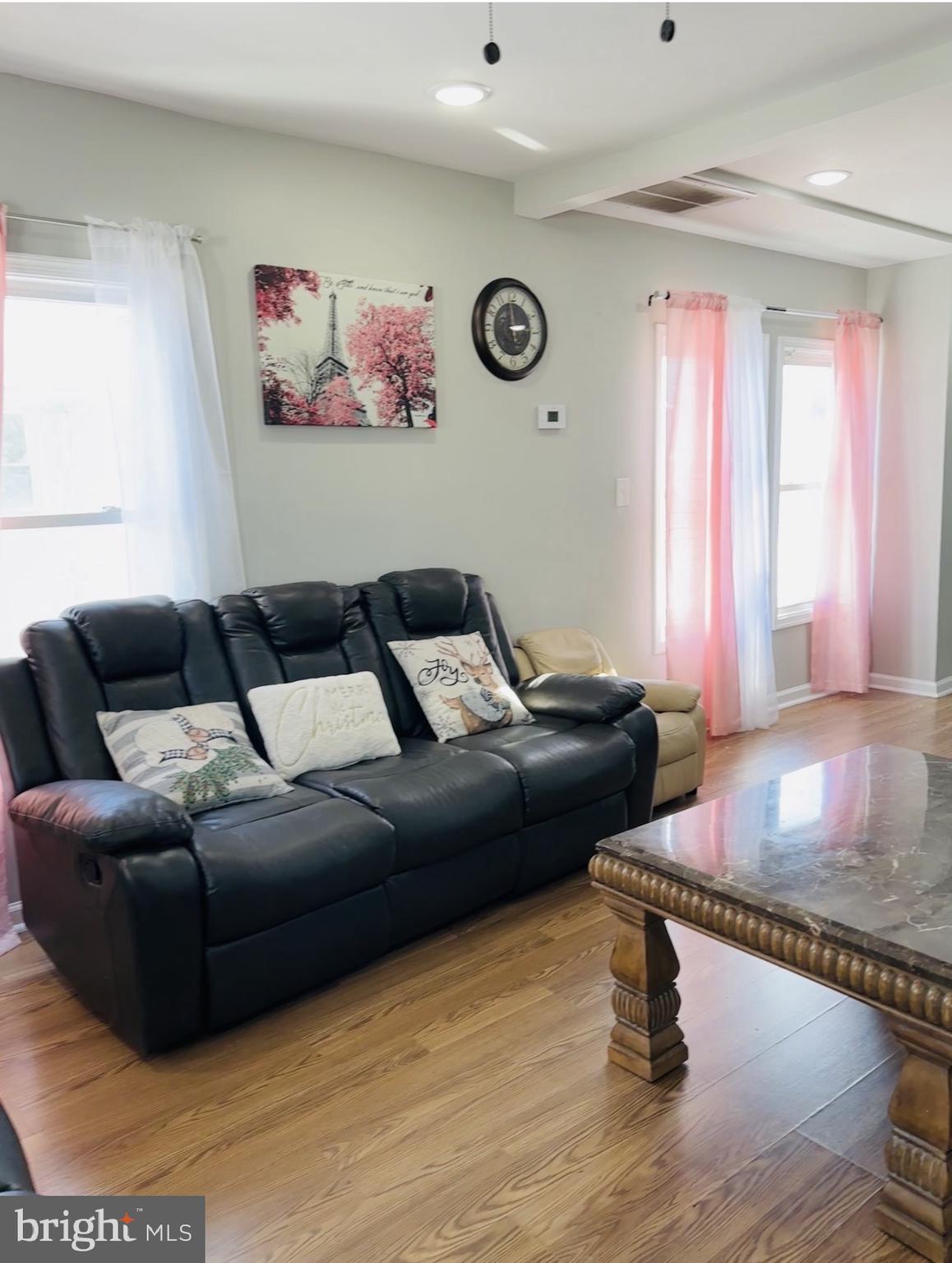 FAIRLAWN - Residential