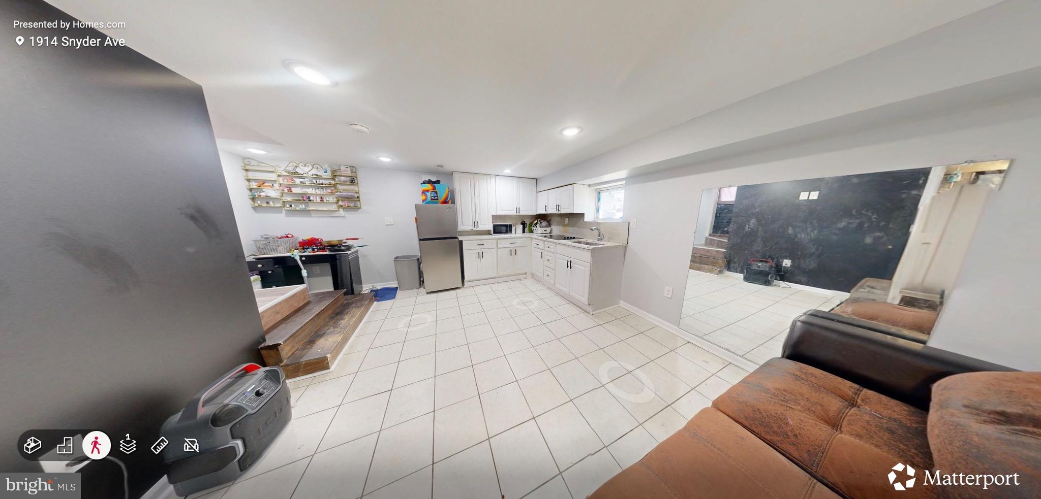 FAIRLAWN - Residential