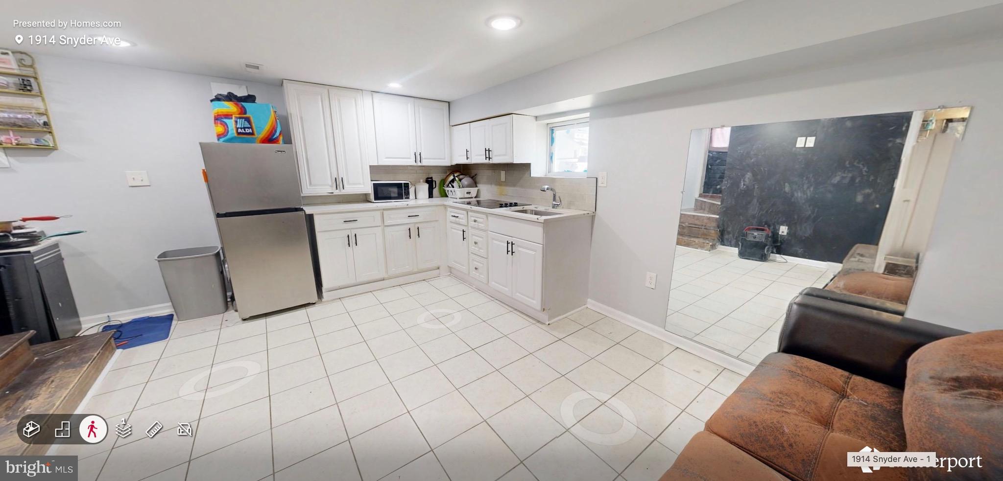 FAIRLAWN - Residential