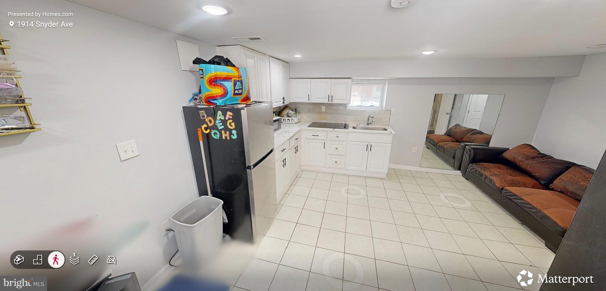 FAIRLAWN - Residential